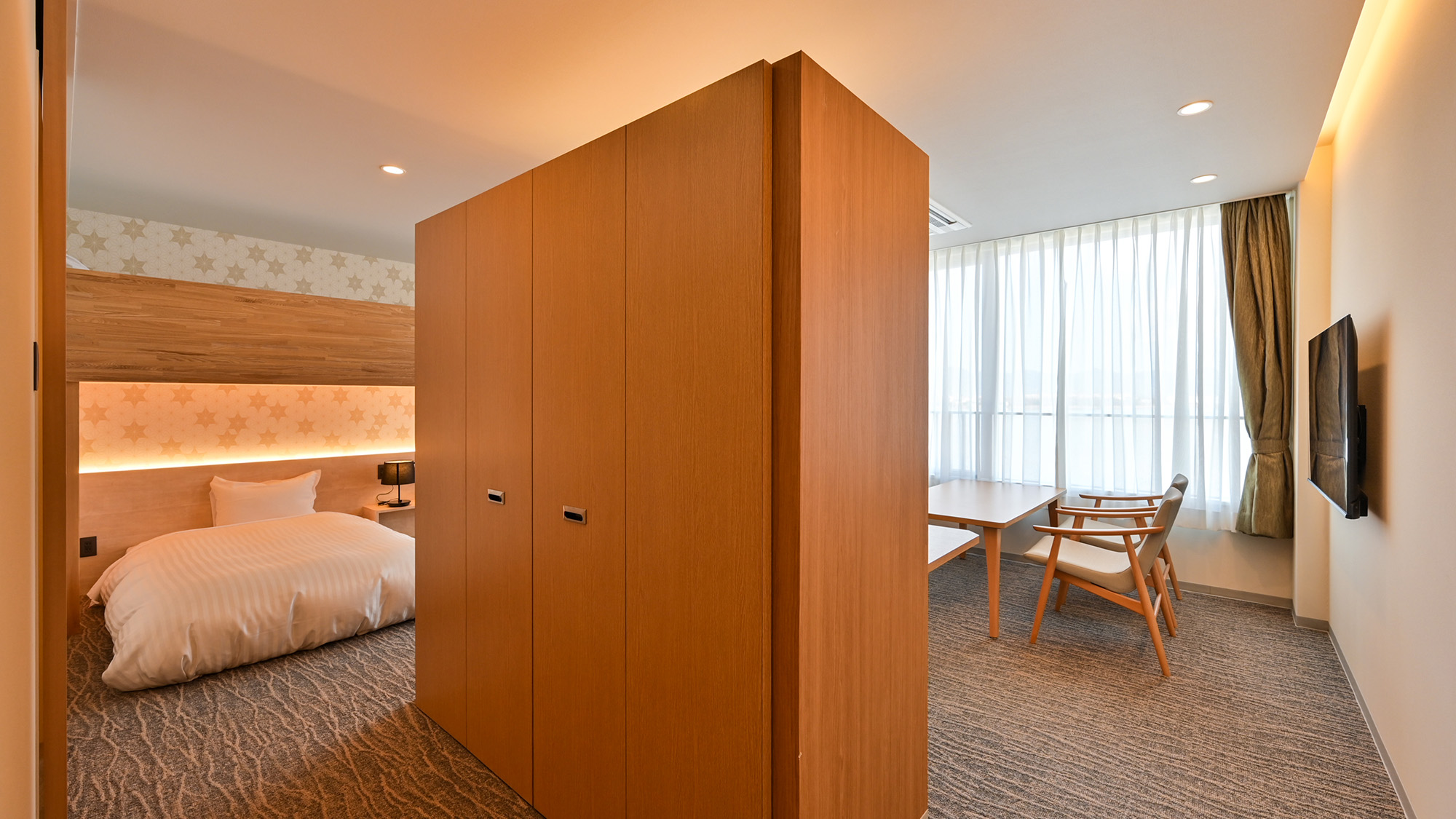 【リビング付ロフトベッドルーム】