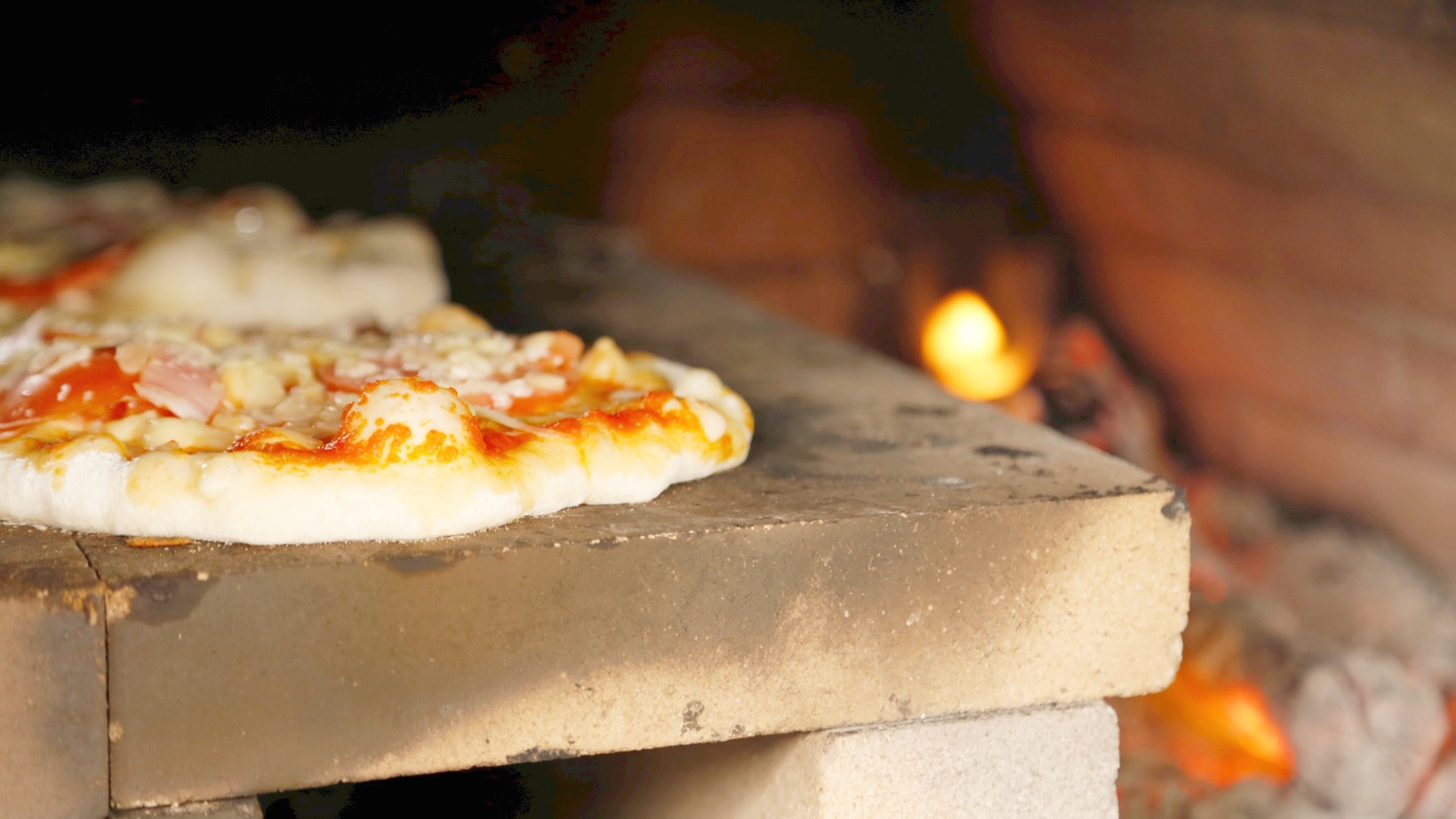 ピザづくり体験付き♪神石高原の食材を自由にトッピングしてオリジナルピザを作ろう