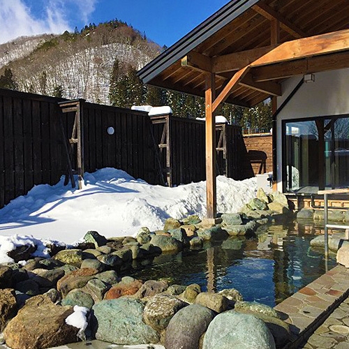 【選べる特製「肉」コース1泊2食付プラン！】夕食は焼肉松山にて美味しいお肉のコース付き♪