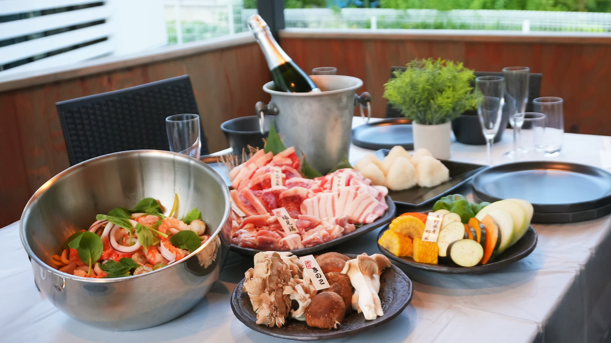 【グリーンシーズン限定】極上の滞在を■プライベートテラスBBQディナー＆朝食付■