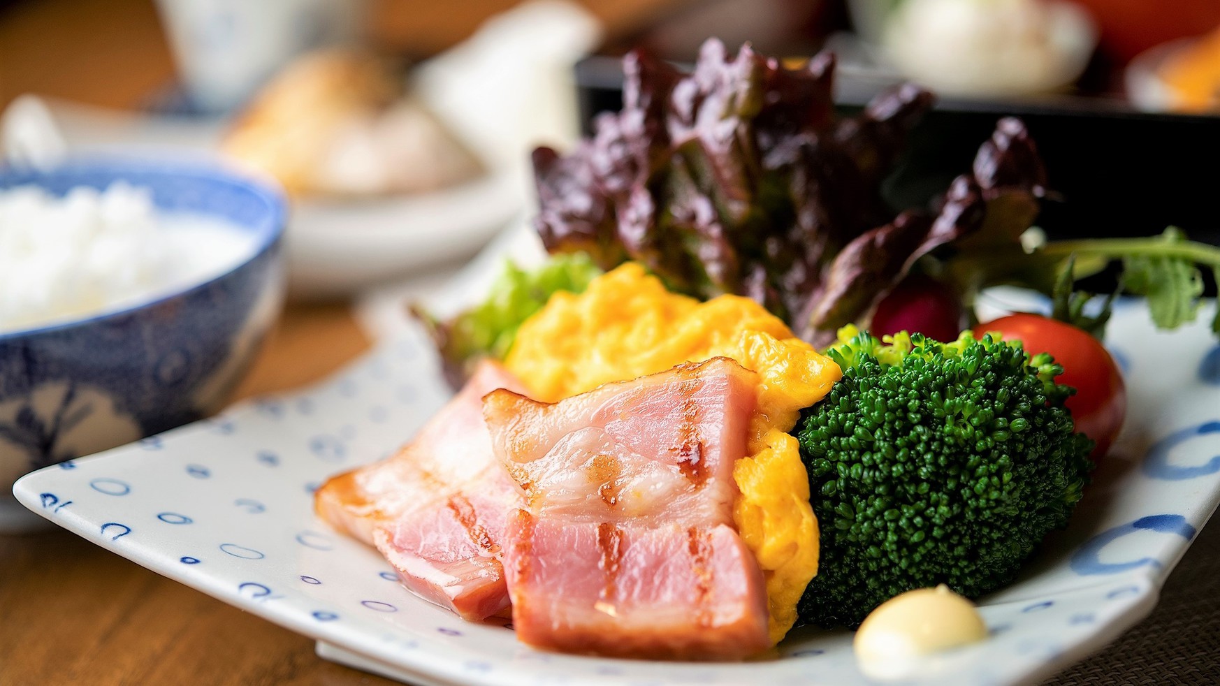 【1泊朝食】自家製野菜を中心にたっぷり25品目！体に優しい谷屋特製朝ごはん◆3つの貸切風呂も入り放題