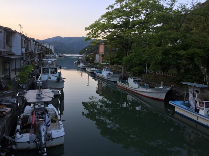 吉原入江の夕方の風景