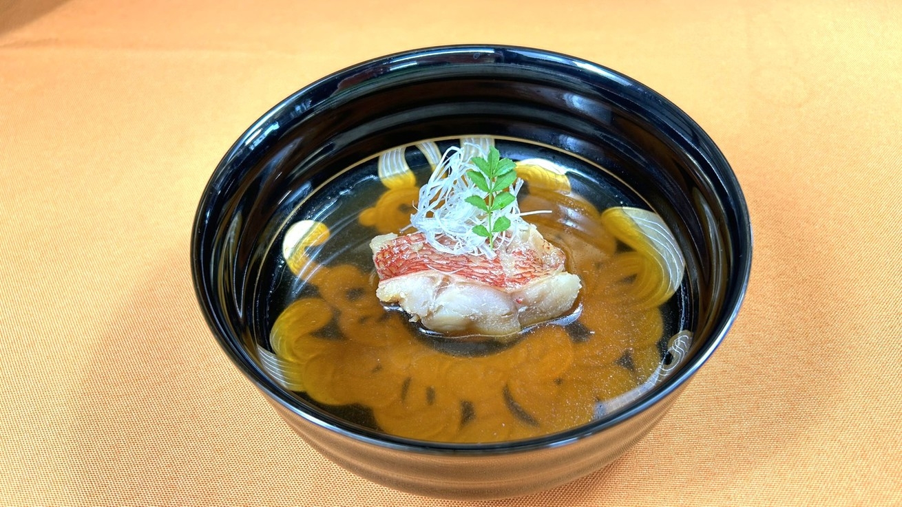 【連休限定】季節の創作会席◆美人の湯と旬の会席料理をご堪能