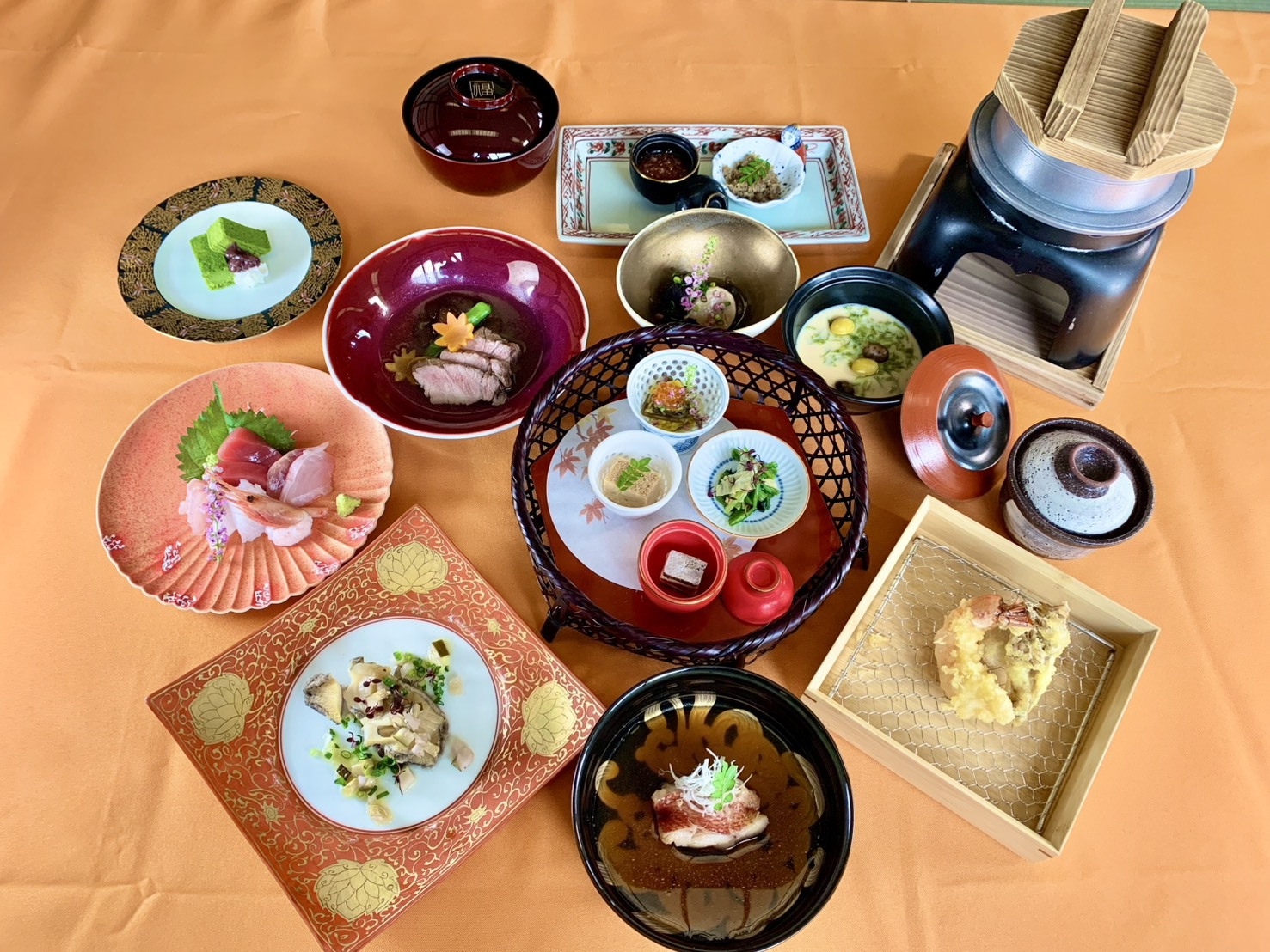 【連休限定】季節の創作会席◆美人の湯と旬の会席料理をご堪能