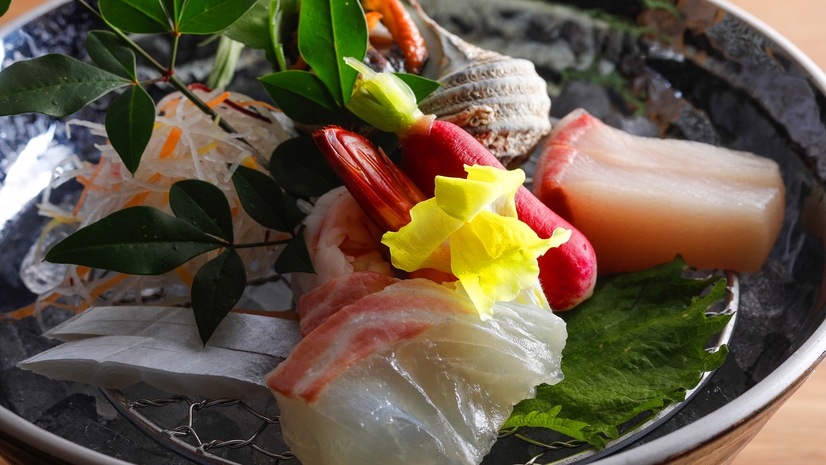 【早得21】【個室料亭】淡路島の名物や山海の幸を散りばめた季節の特選味覚会席
