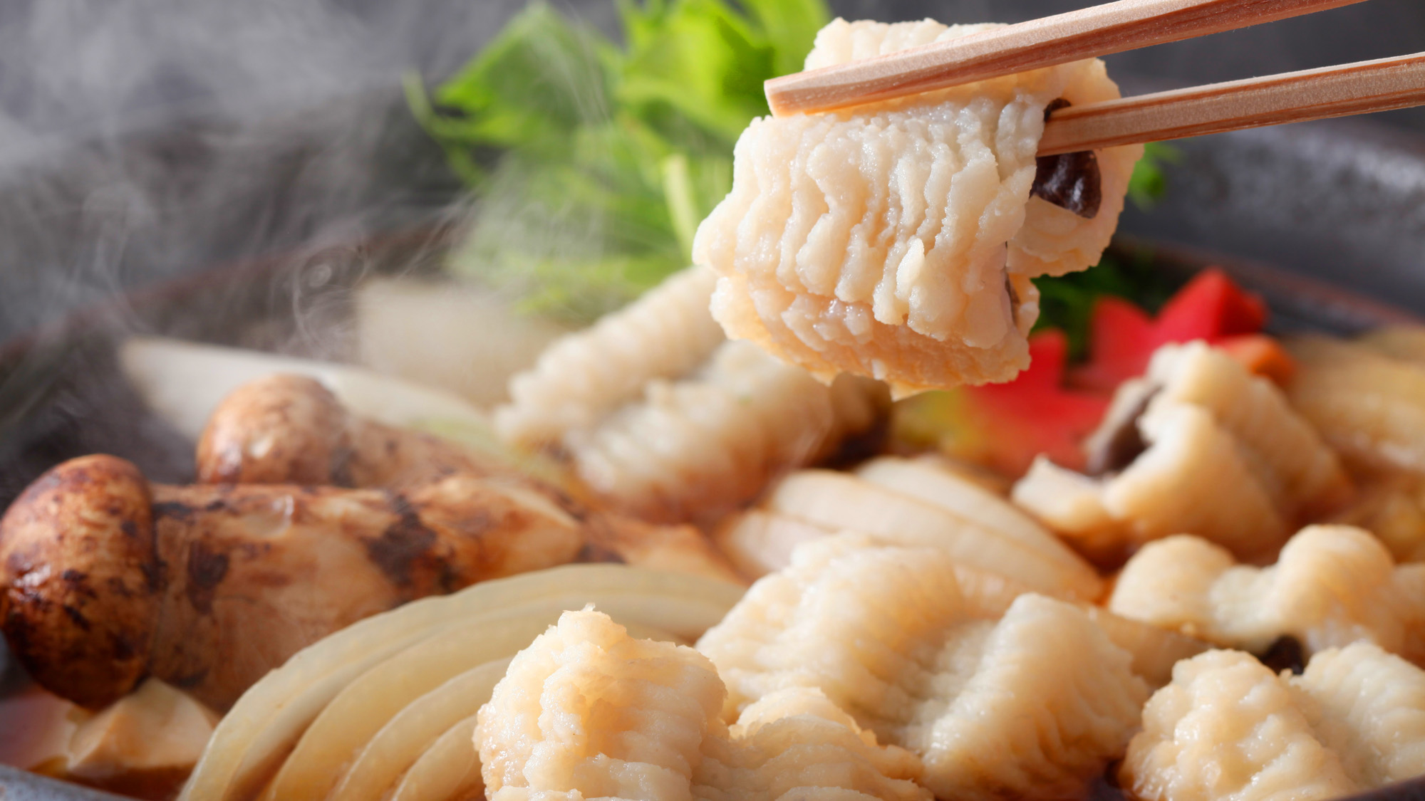 錦秋鱧と松茸のすき焼き風（料理イメージ）