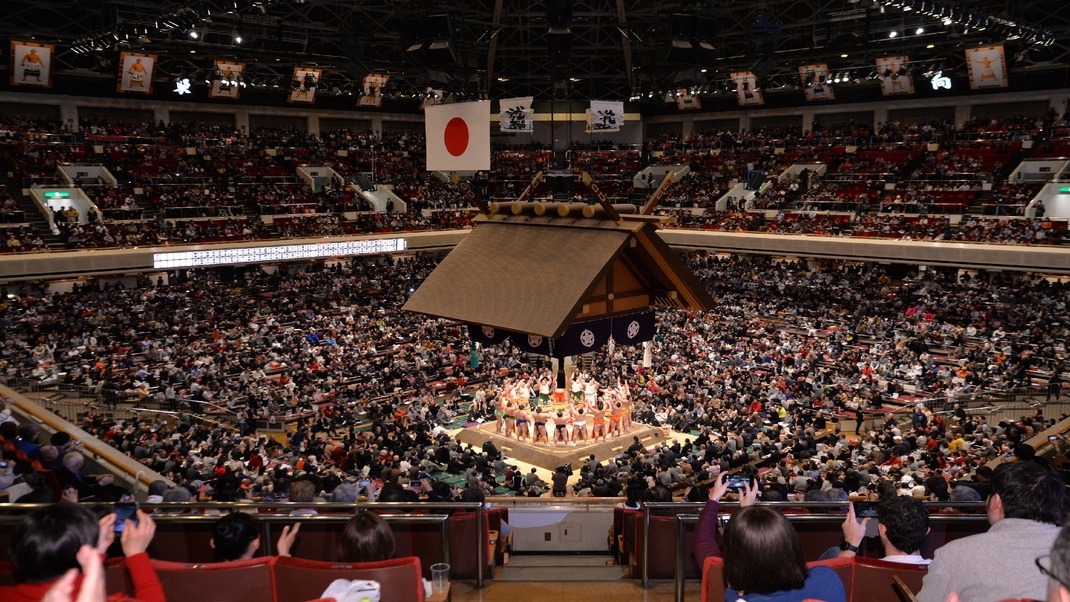 【大相撲九州場所・観戦当日チケット付きマスC4名席付！九州場所応援プラン！【朝付】