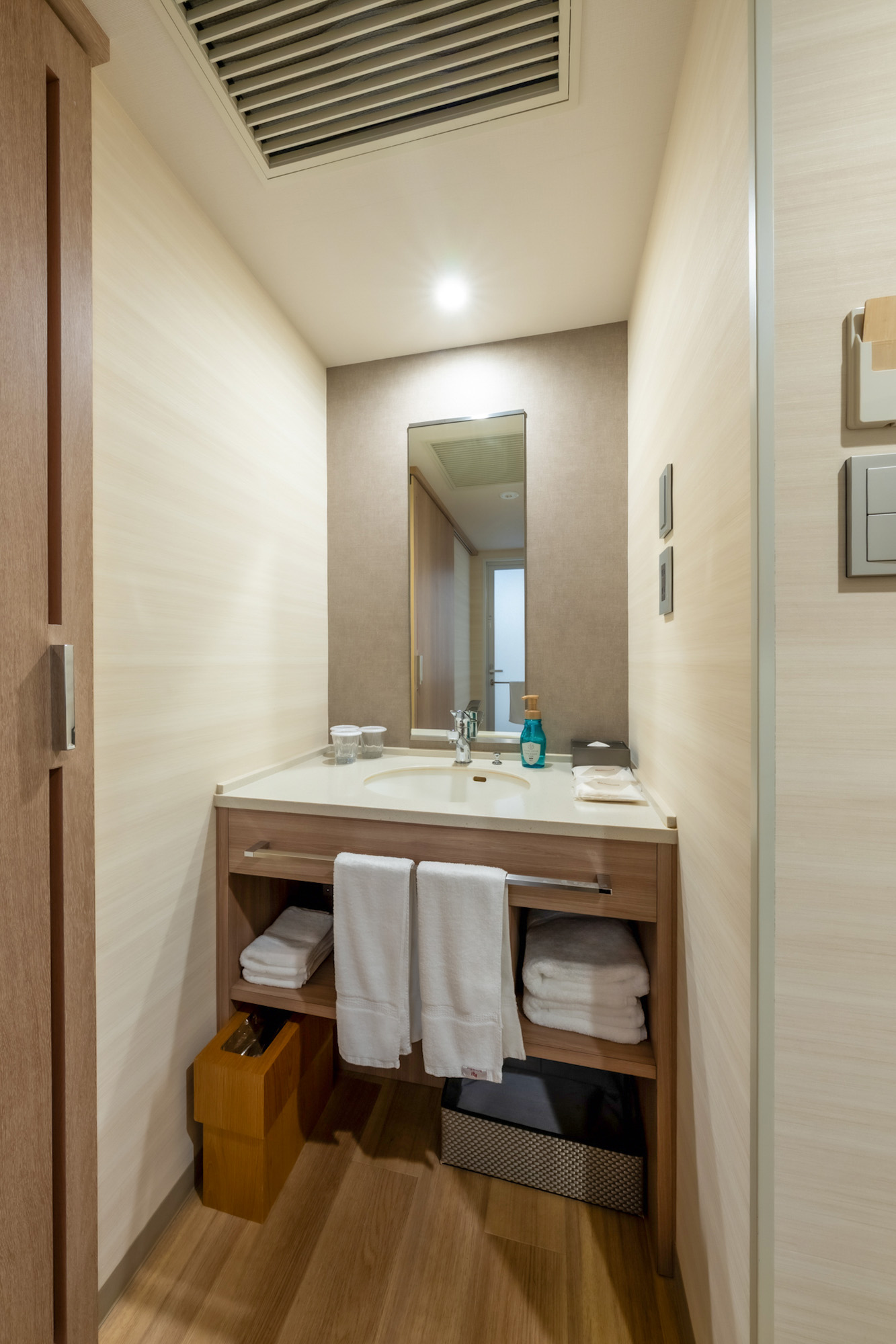 洗面台（ファミリーツイン）