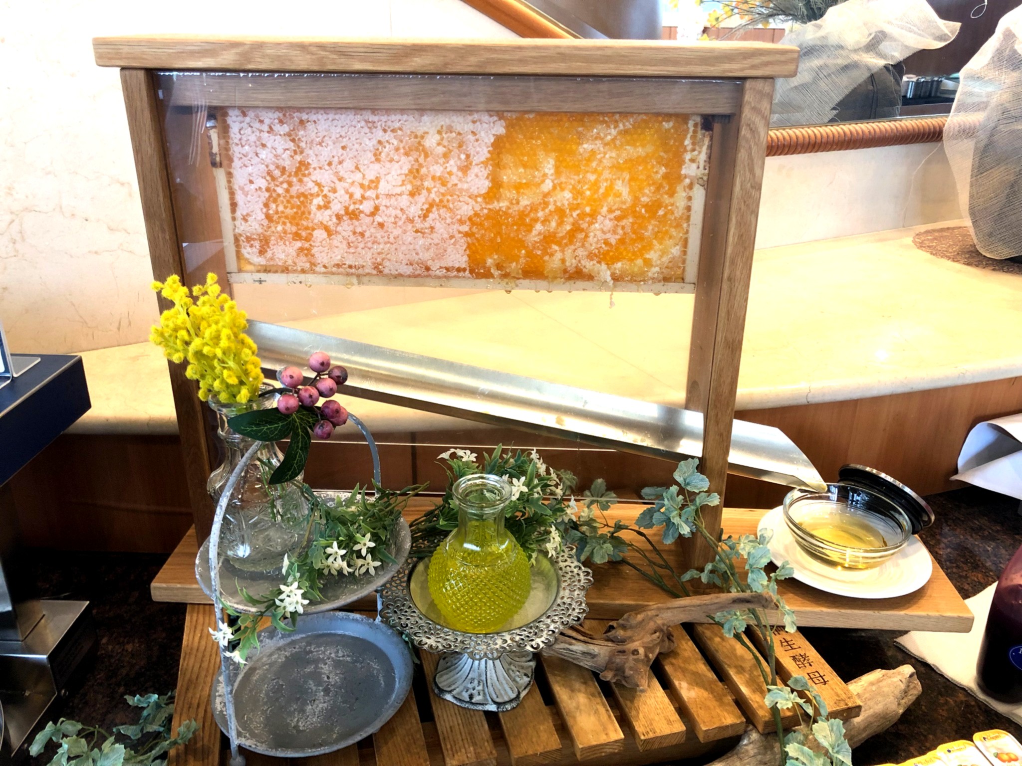 朝食ビュッフェ「はちみつ」