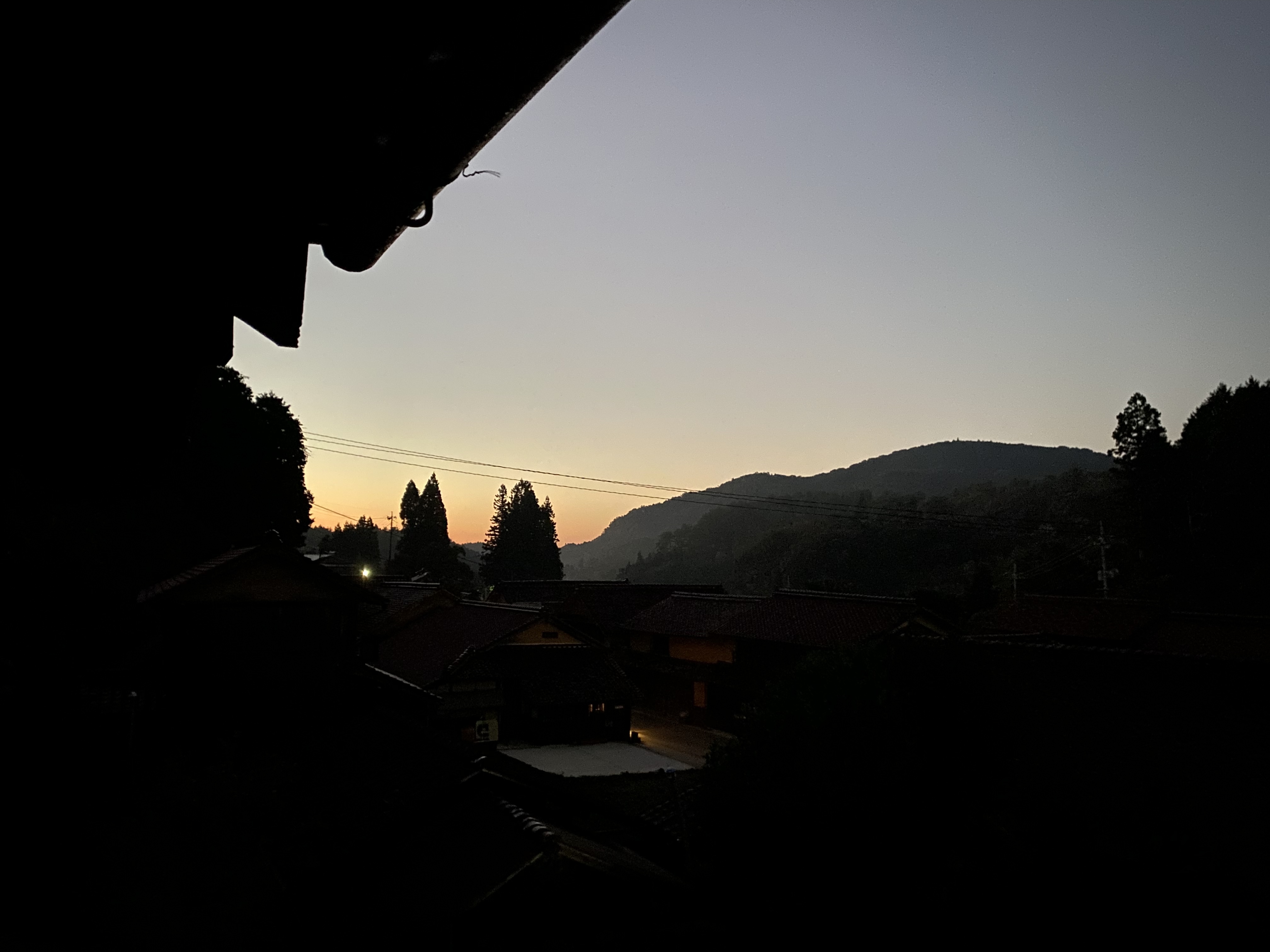 静けさに包まれる朝の時間