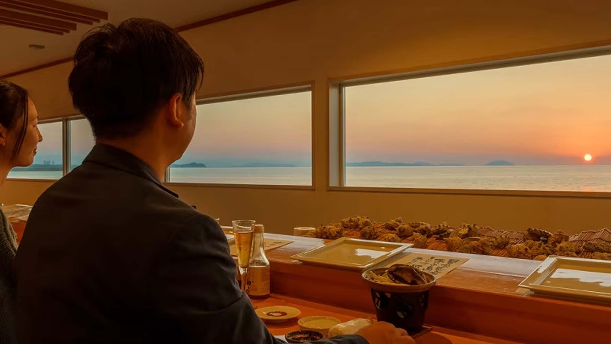 【新春SALE】先着13，900円！夕食は 豪華！鮑尽くし鮨コース＆海辺のコテージSTAY＜夕食付＞