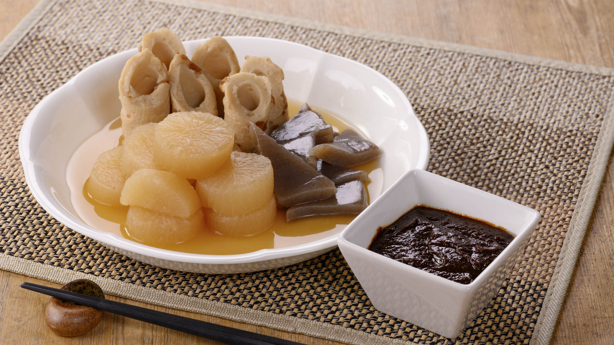 【伏見・刈谷限定】コク深いつけ味噌で楽しむ、心も体も温まる"名古屋名物　味噌おでん"