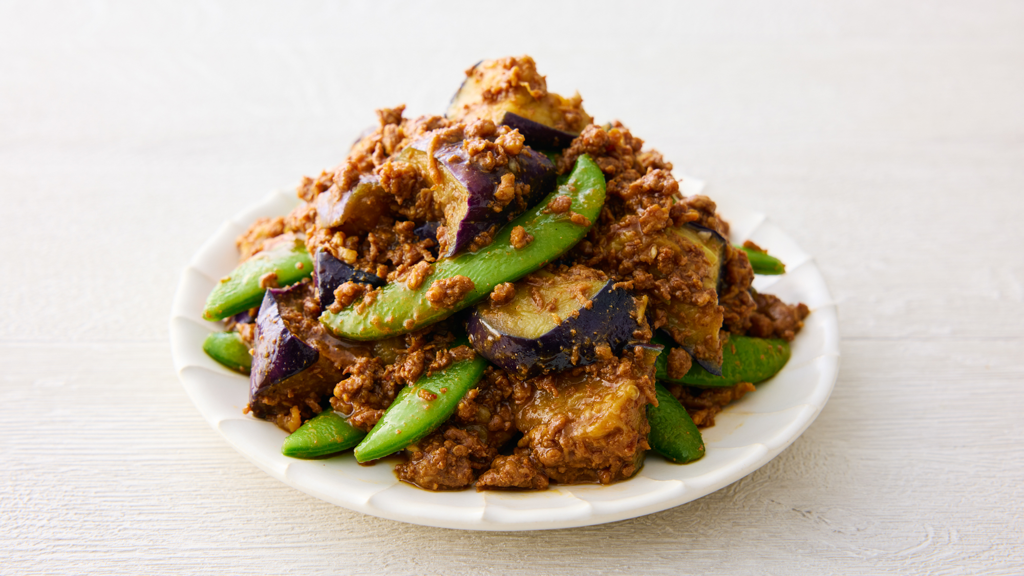 【肉みそとナスの煮びたし風炒め 】ナスを甘辛い肉みそとあっさりした和風のつゆで和えた一品