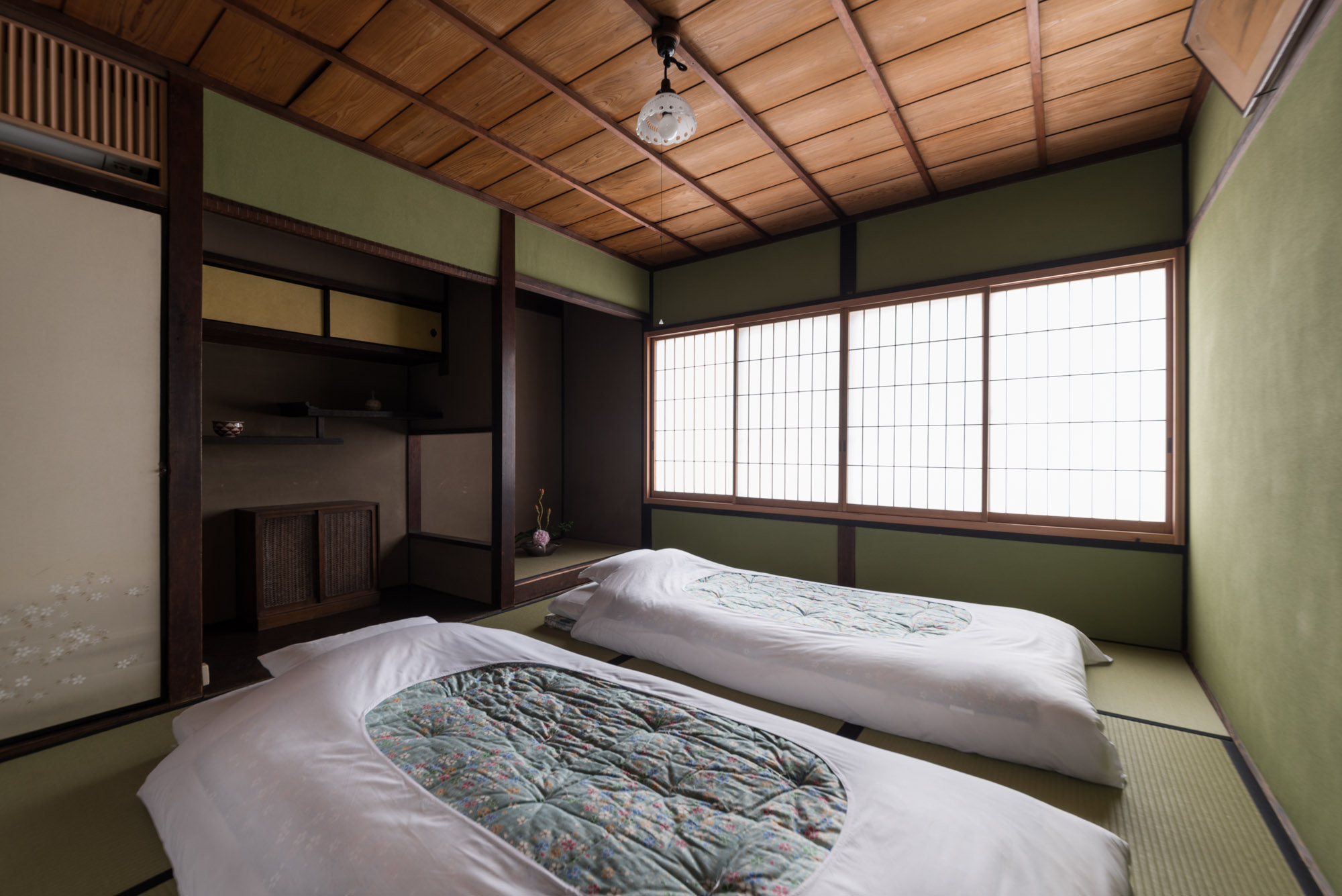 ベッドルーム３