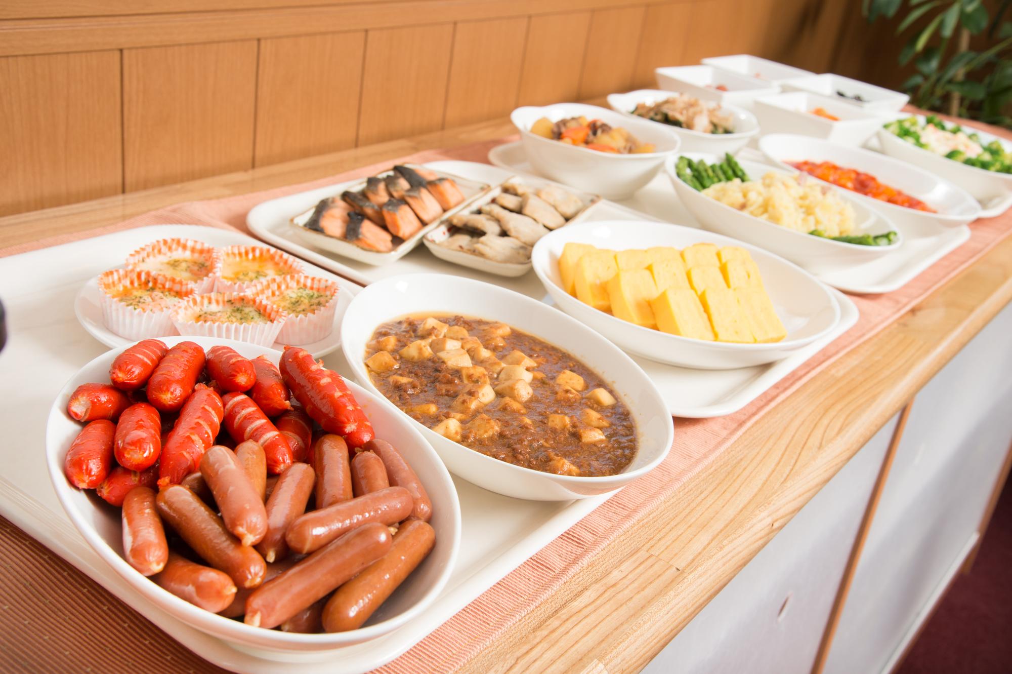 朝食　ブッフェ