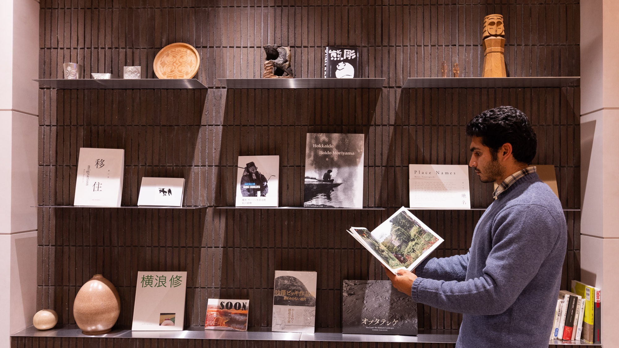 ■ロビー｜飾棚