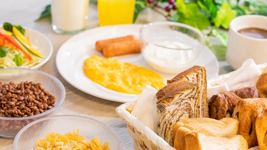 【食事】朝食無料バイキング(6：30～9：30）