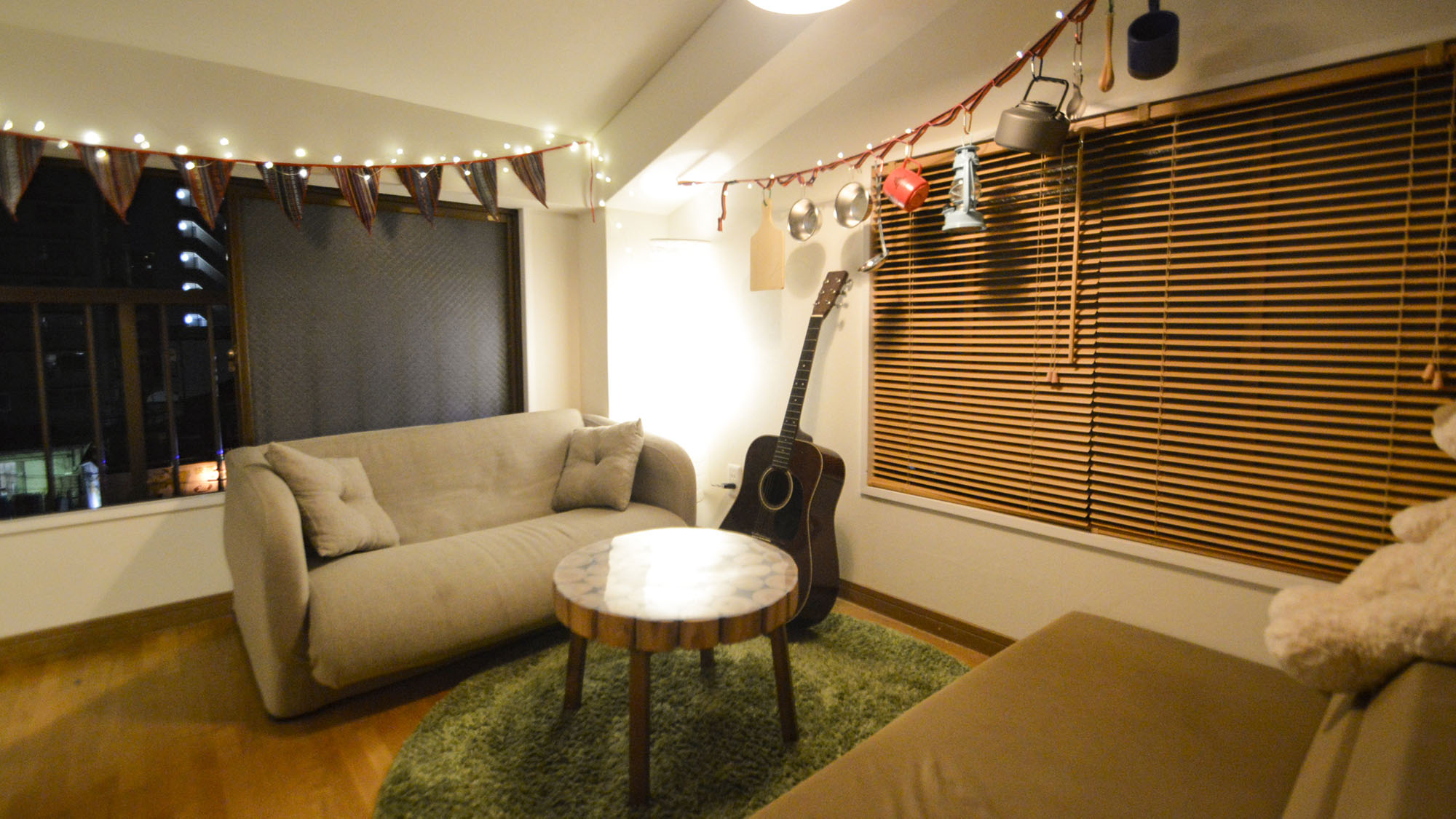 ・【コモンスペース】楽しい雰囲気のインテリアで飾り付け。雰囲気づくりも大切にしています