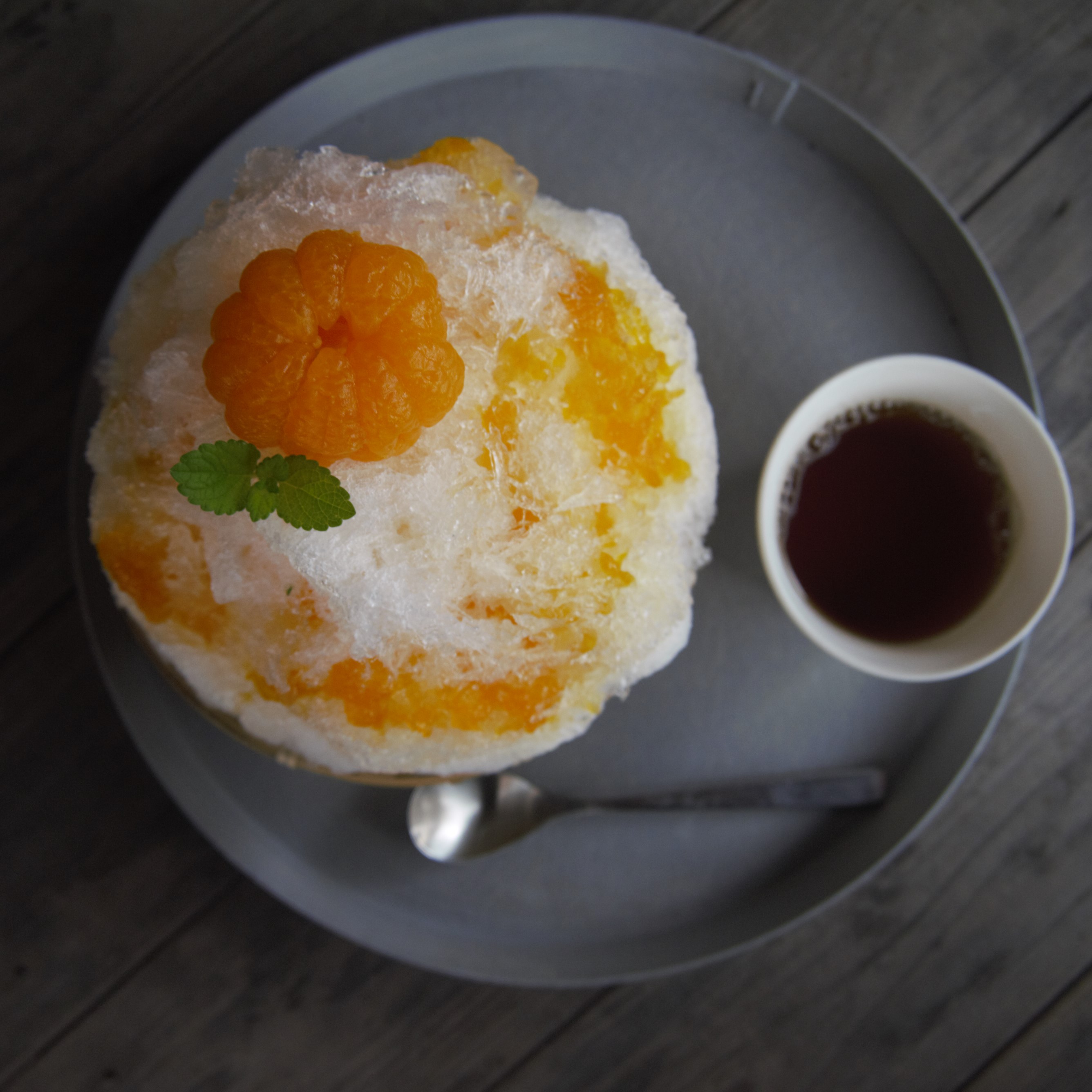 夏限定まるごとみかんかき氷など