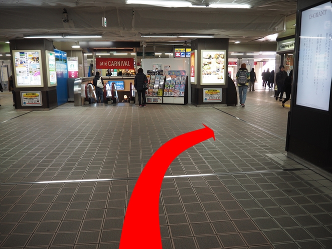 ◆新浦安駅「D」のりば案内２◆改札出て右手に進む