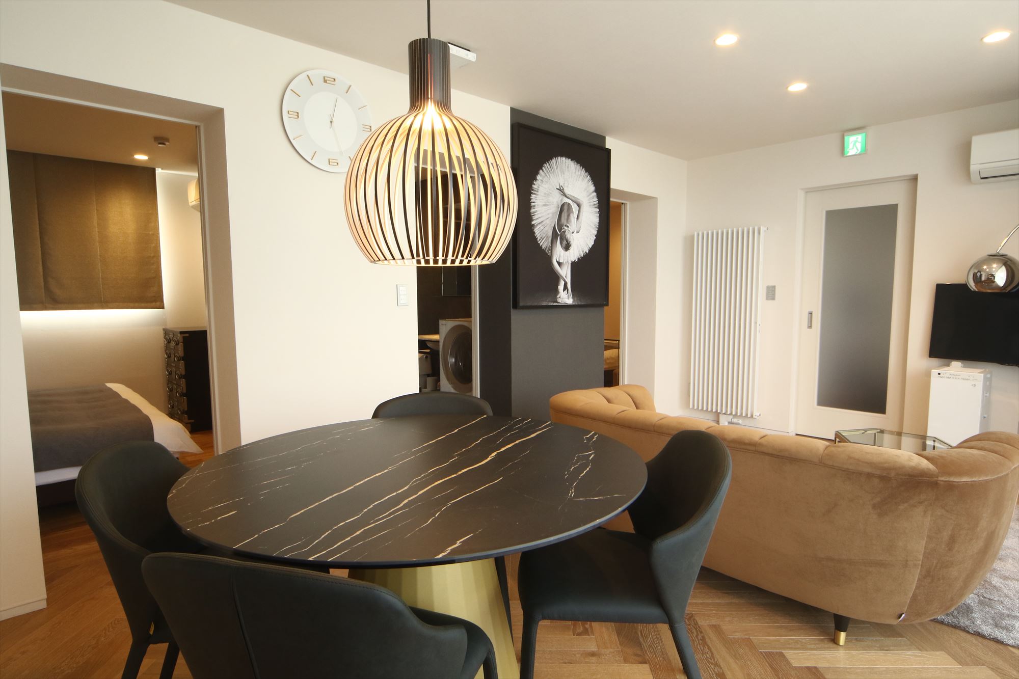 ユニート1F リビングダイニング