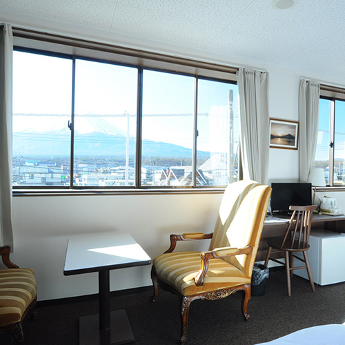 ◆客室：ビュートリプルからの富士山の眺め