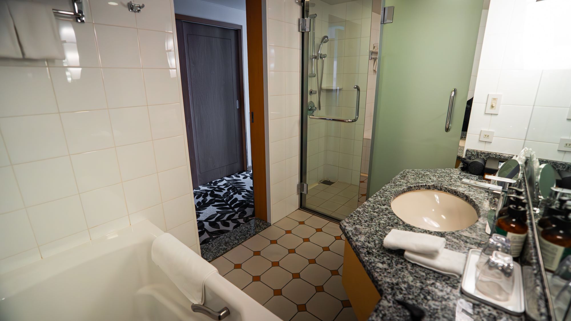 デラックスタイプバスルーム