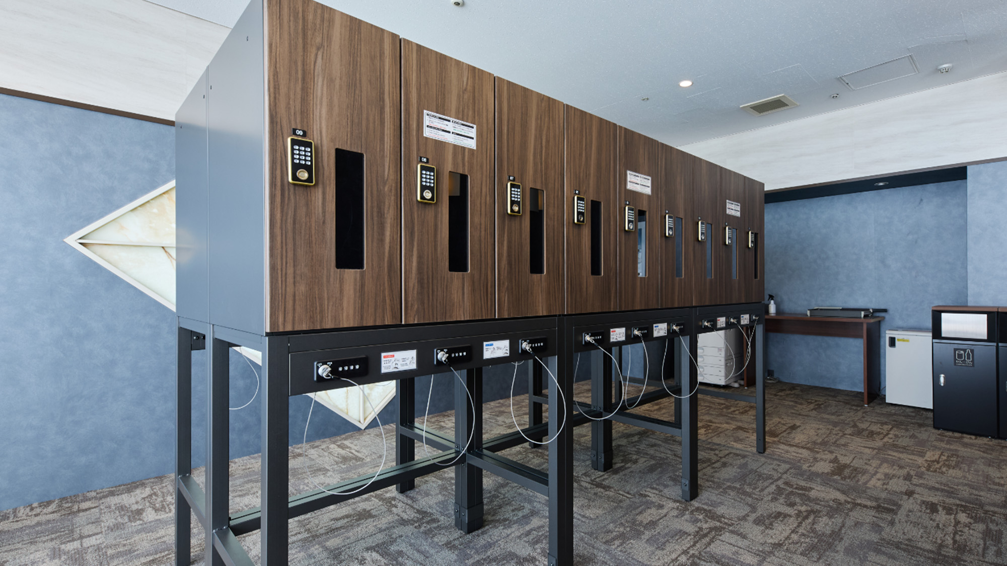 1Fには宿泊者さま専用ロッカールームも。チェックイン前やチェックアウト後でも、手荷物を預けて身軽に。