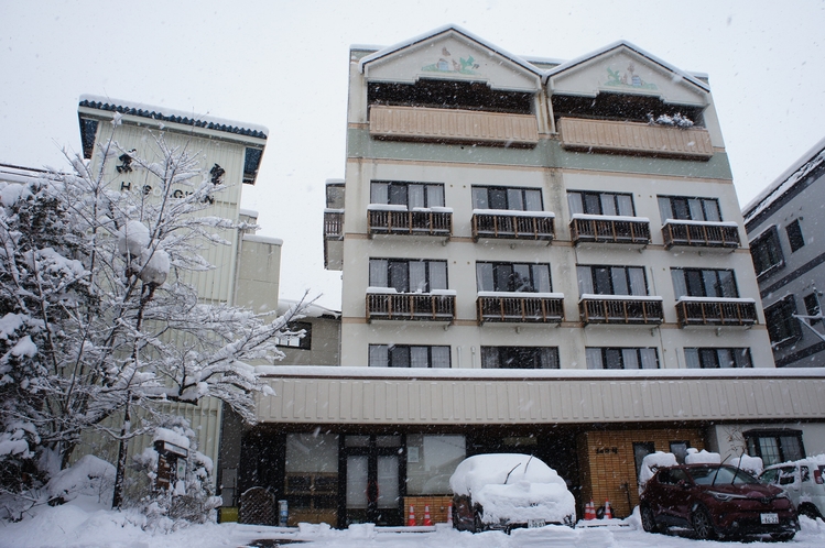 外観　雪景色