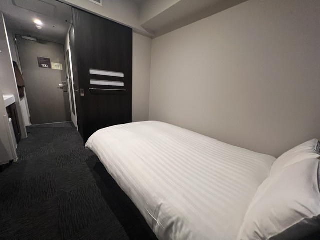 セミダブルルーム