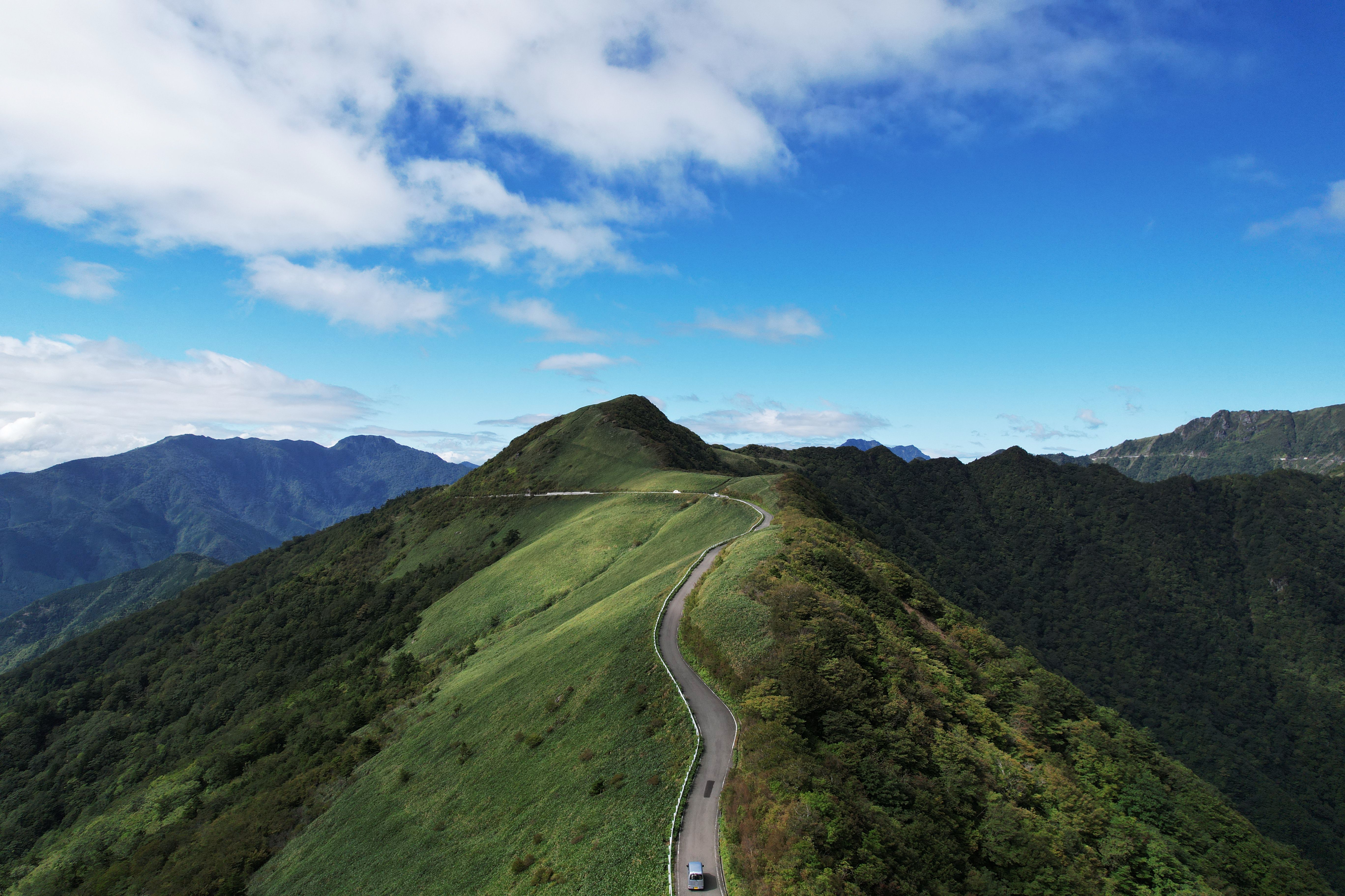 ◆UFOライン（町道瓶が森線）「画像提供：高知県観光コンベンション協会」