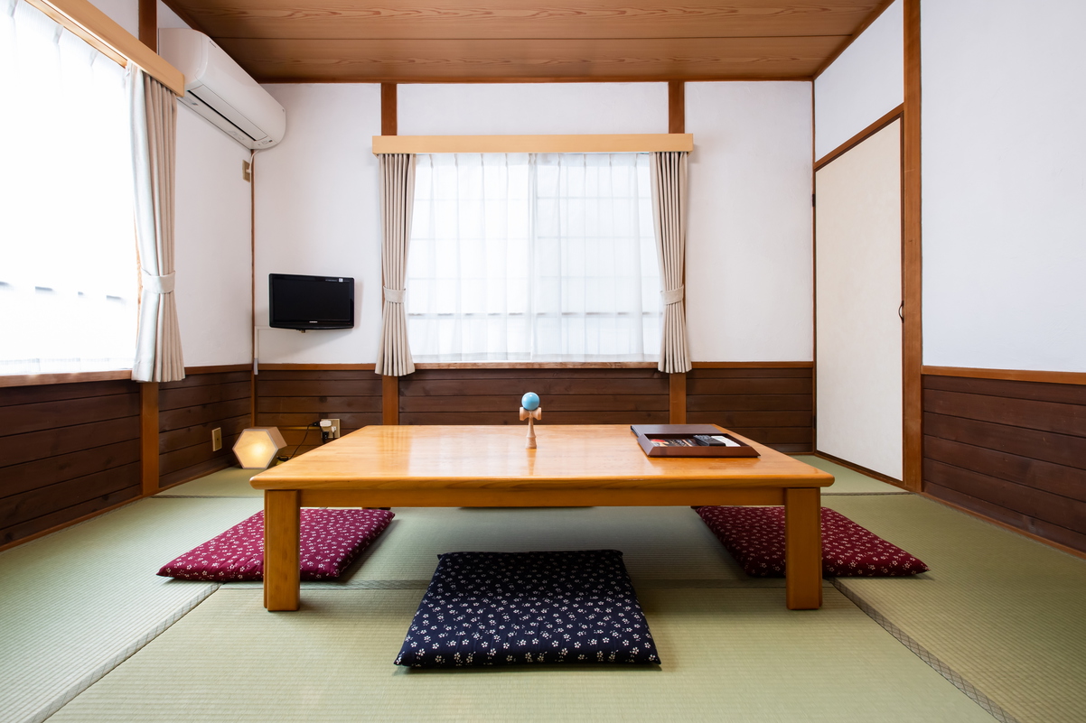 ８畳和室