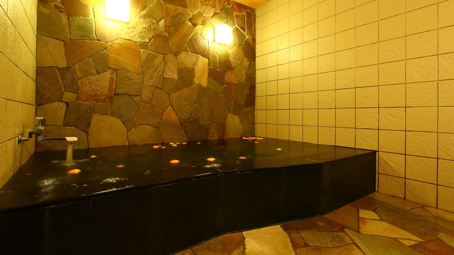 ＜旅館＞◆大浴場◆天然井戸水を使用した遠赤外線効果のあるお風呂です