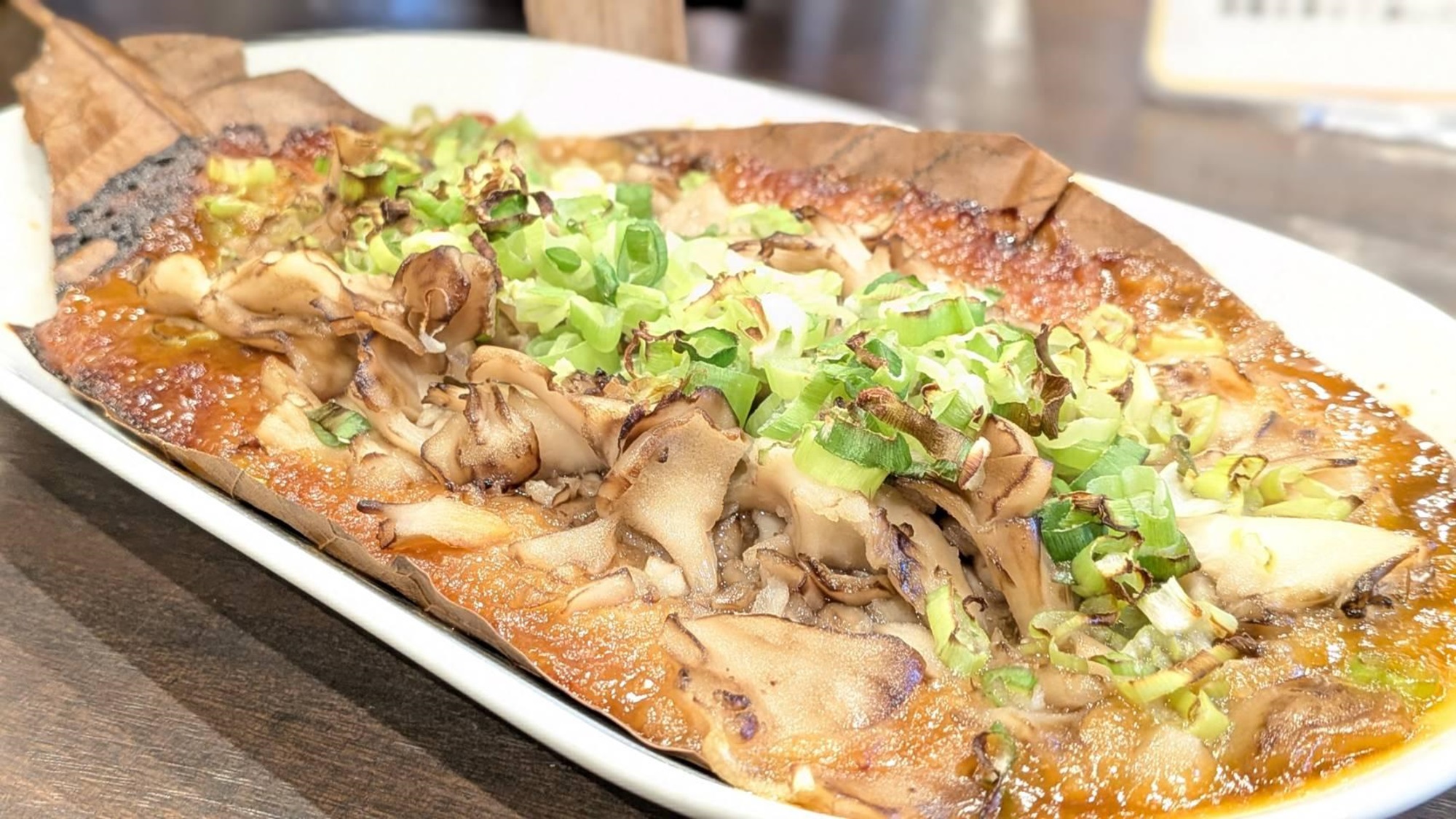 飛騨高山の郷土料理：朴葉味噌