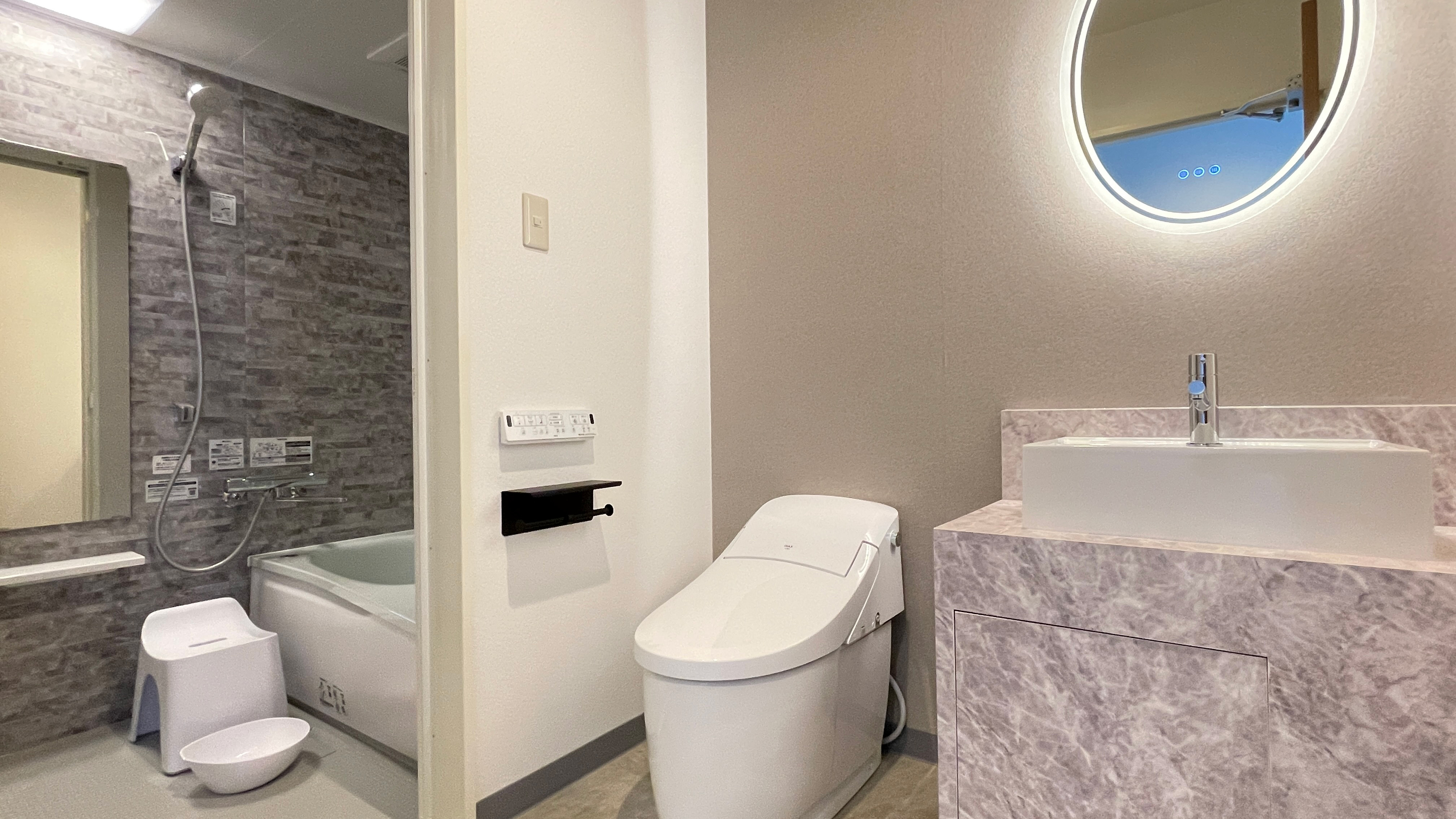 ラグジュアリーツインテラス付きサニタリー