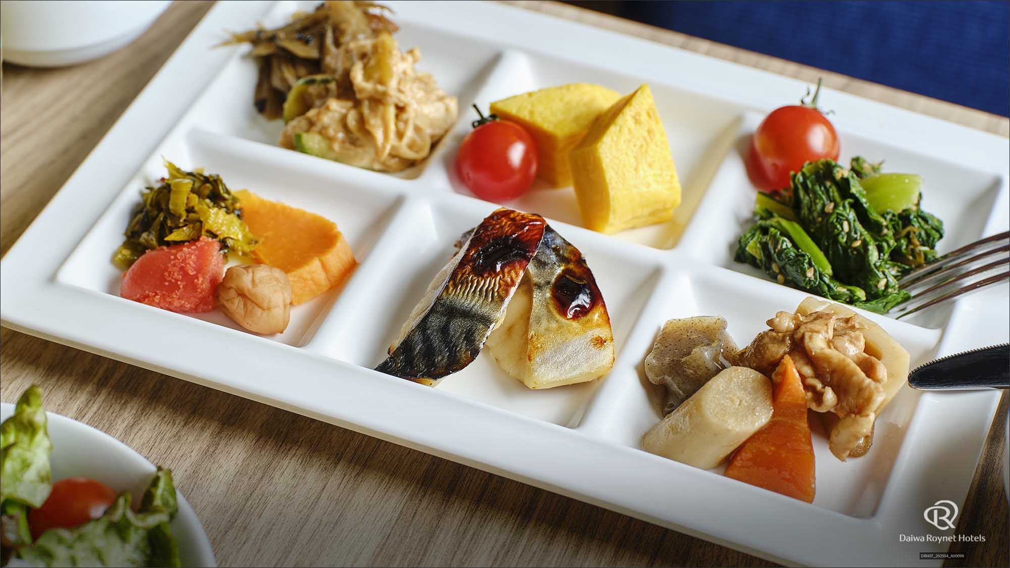 朝食ビュッフェ盛り付け例（ぶどうの樹）