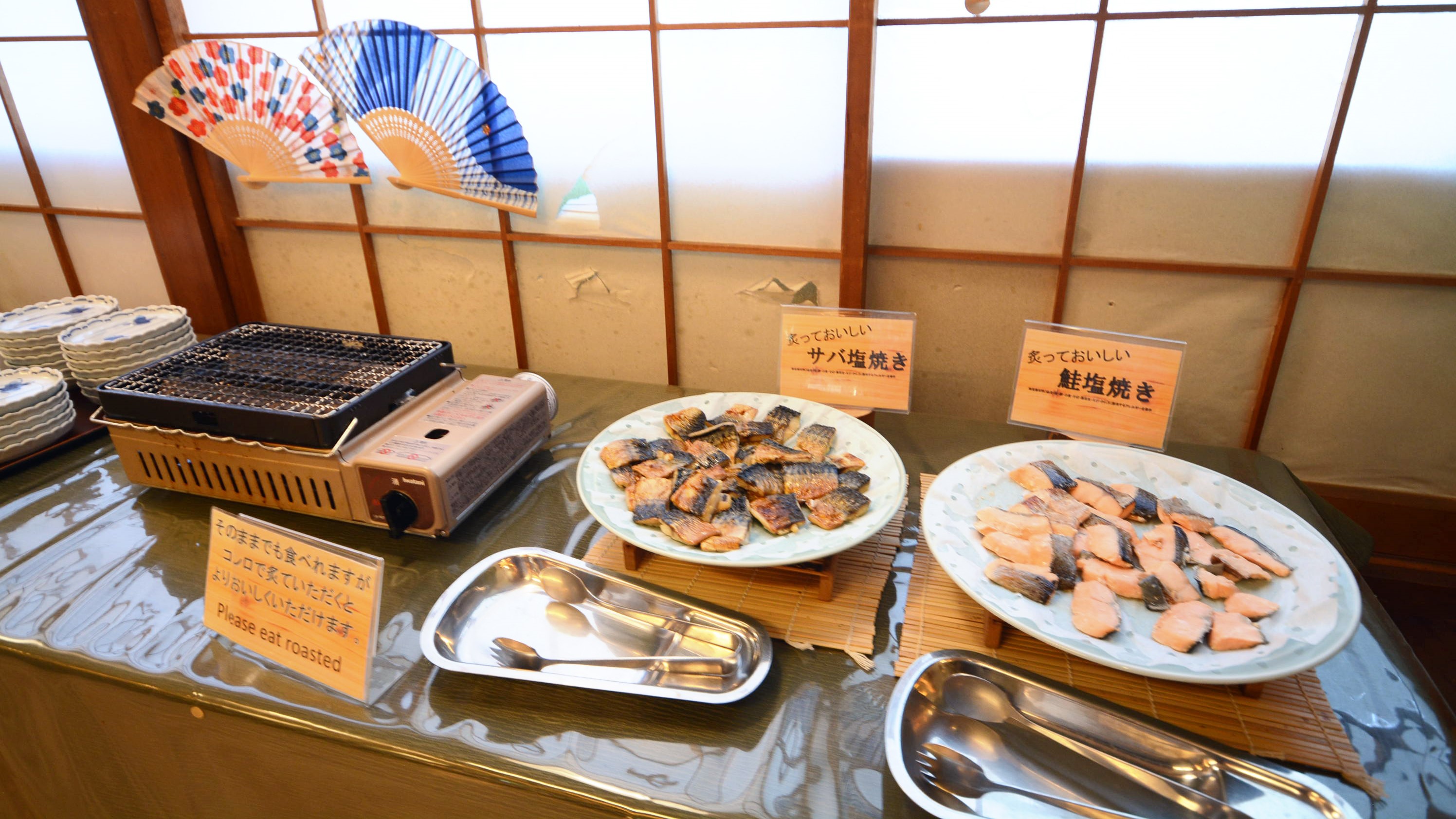 朝食バイキング