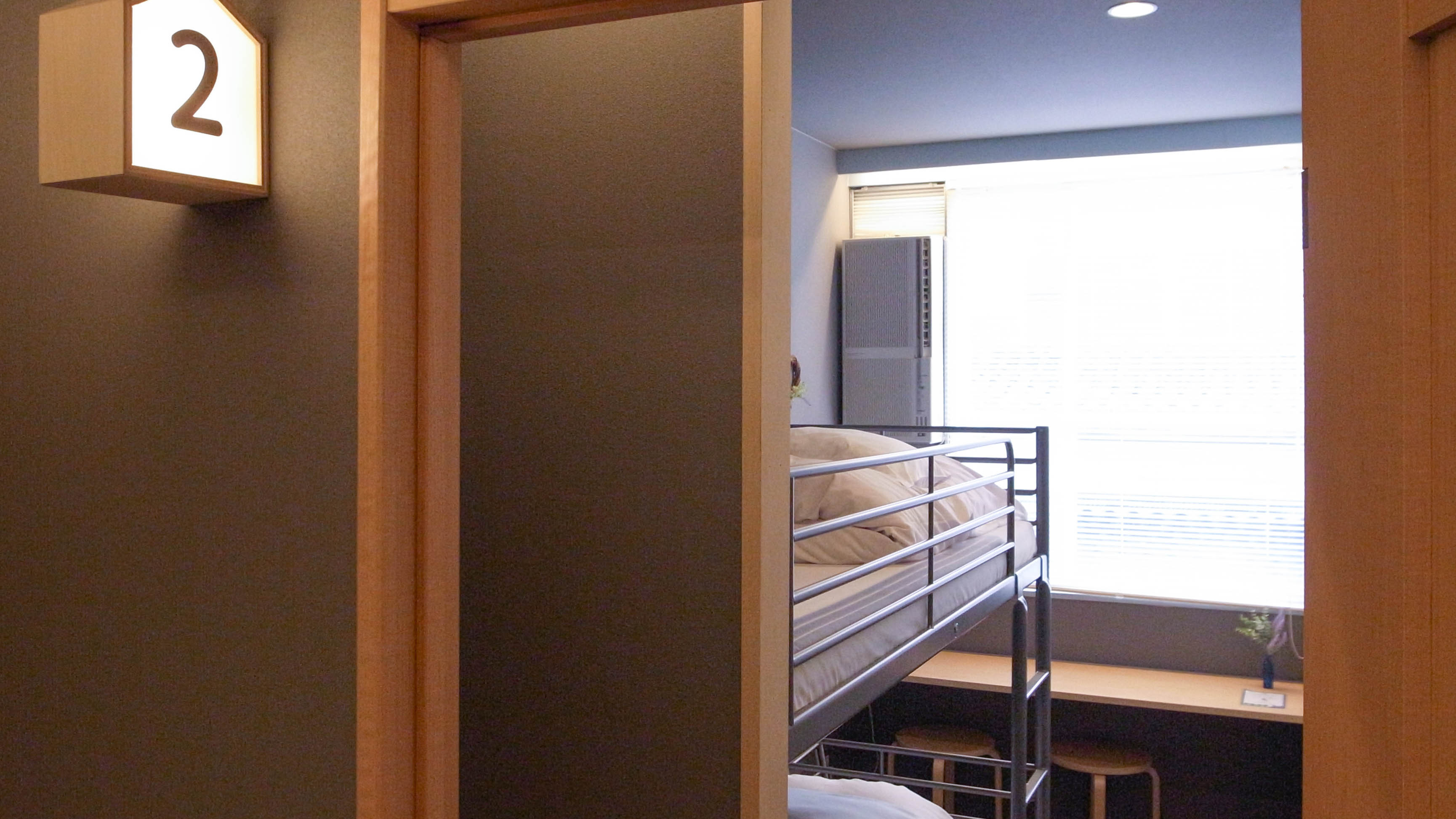 ＜ツインルーム＞当館の標準タイプのお部屋です。二段ベッドにワクワク！