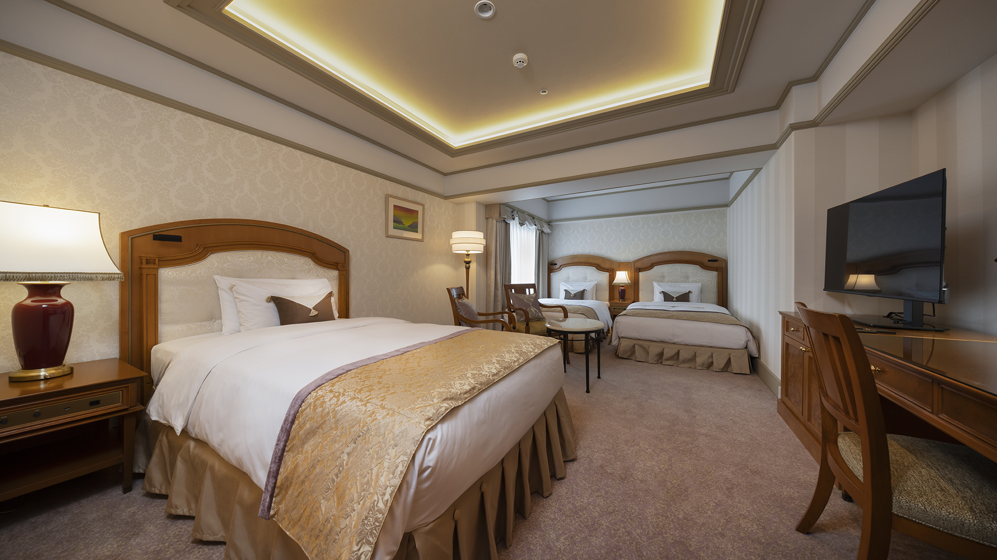 禁煙 エグゼクティブトリプル(42平米・南向き)