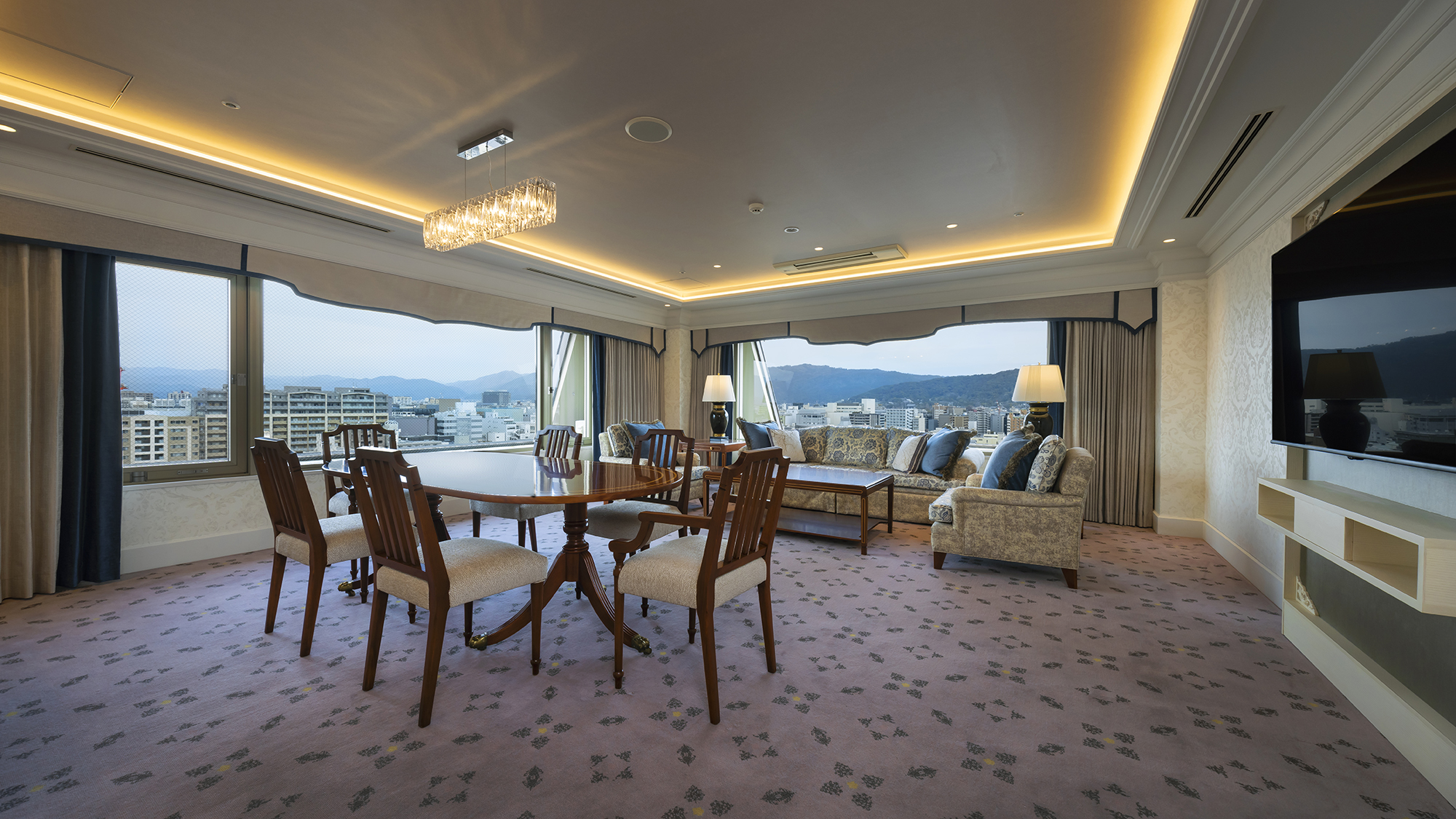 禁煙 プリンセススイート(112平米・北東向き・和室付)　リビング