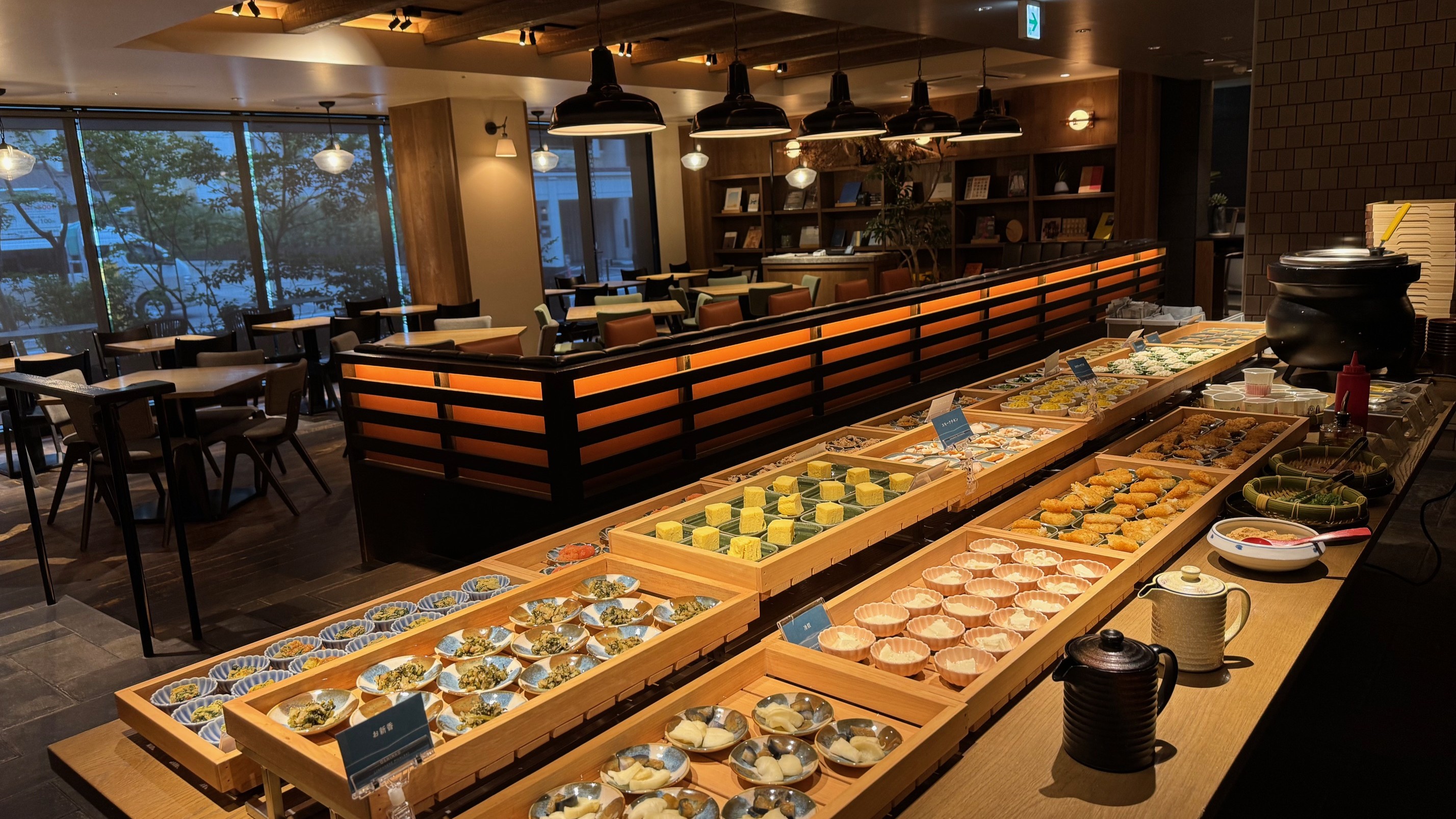 【朝食】京の旬を一度に、彩り豊かな小鉢で愉しむ贅沢