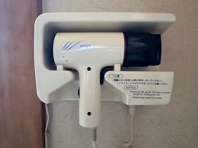 部屋備品　ドライヤー
