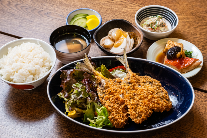 【二食付き】夕食メニューが選べる♪満腹満足プラン！