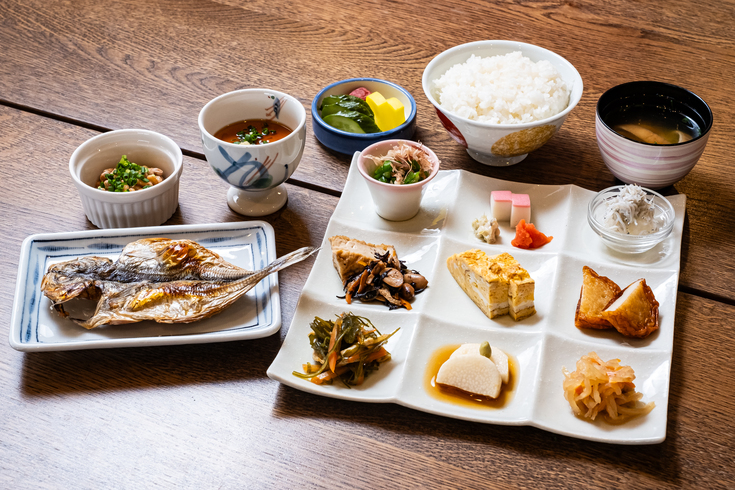 【二食付き】夕食メニューが選べる♪満腹満足プラン！