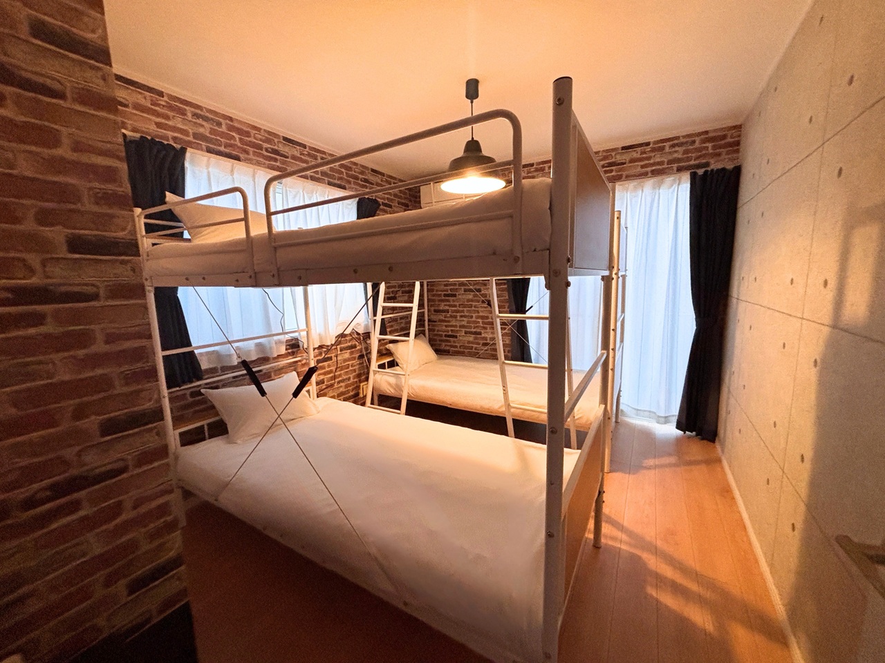 C棟：ベッドルーム