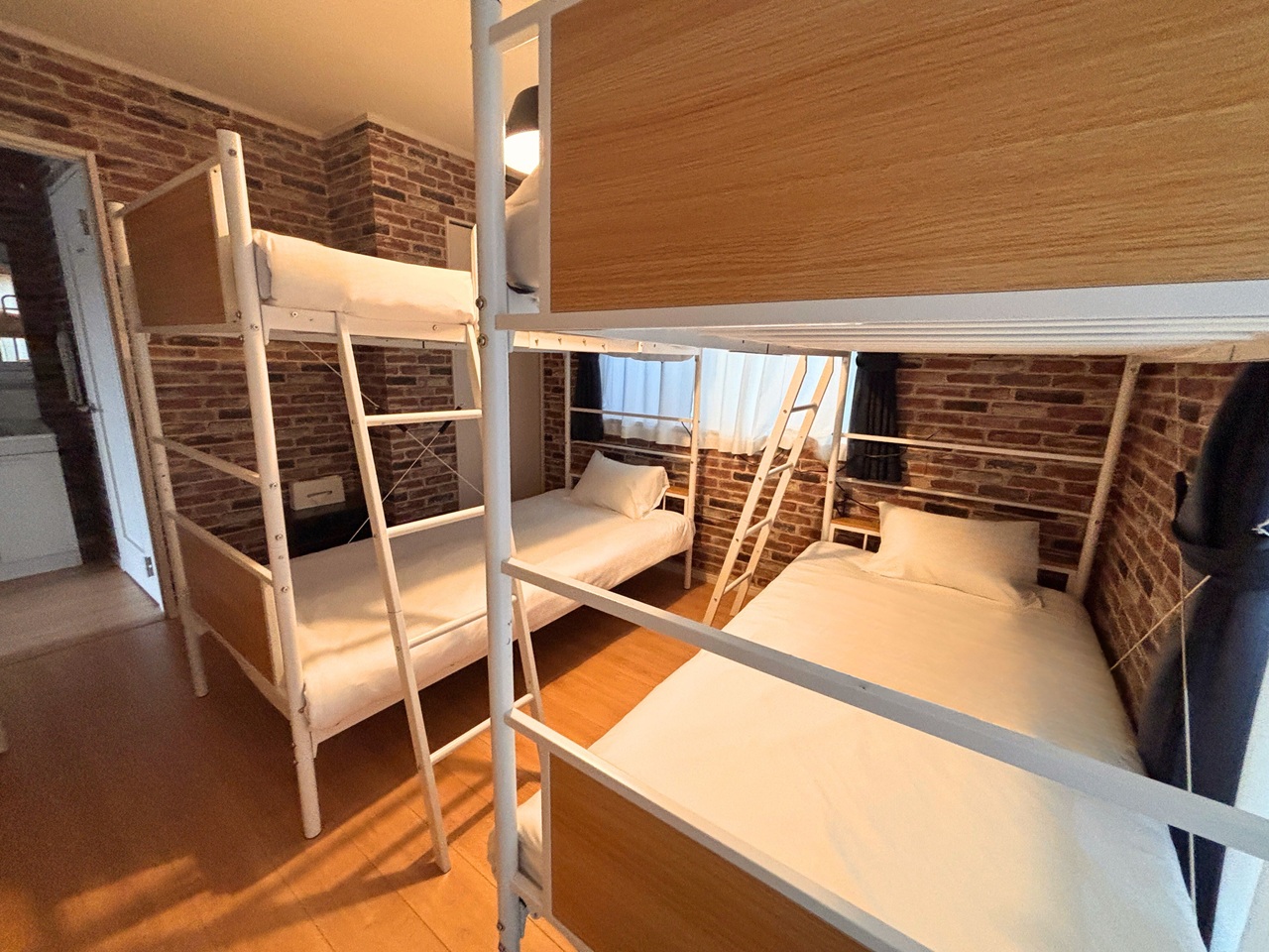 C棟：ベッドルーム