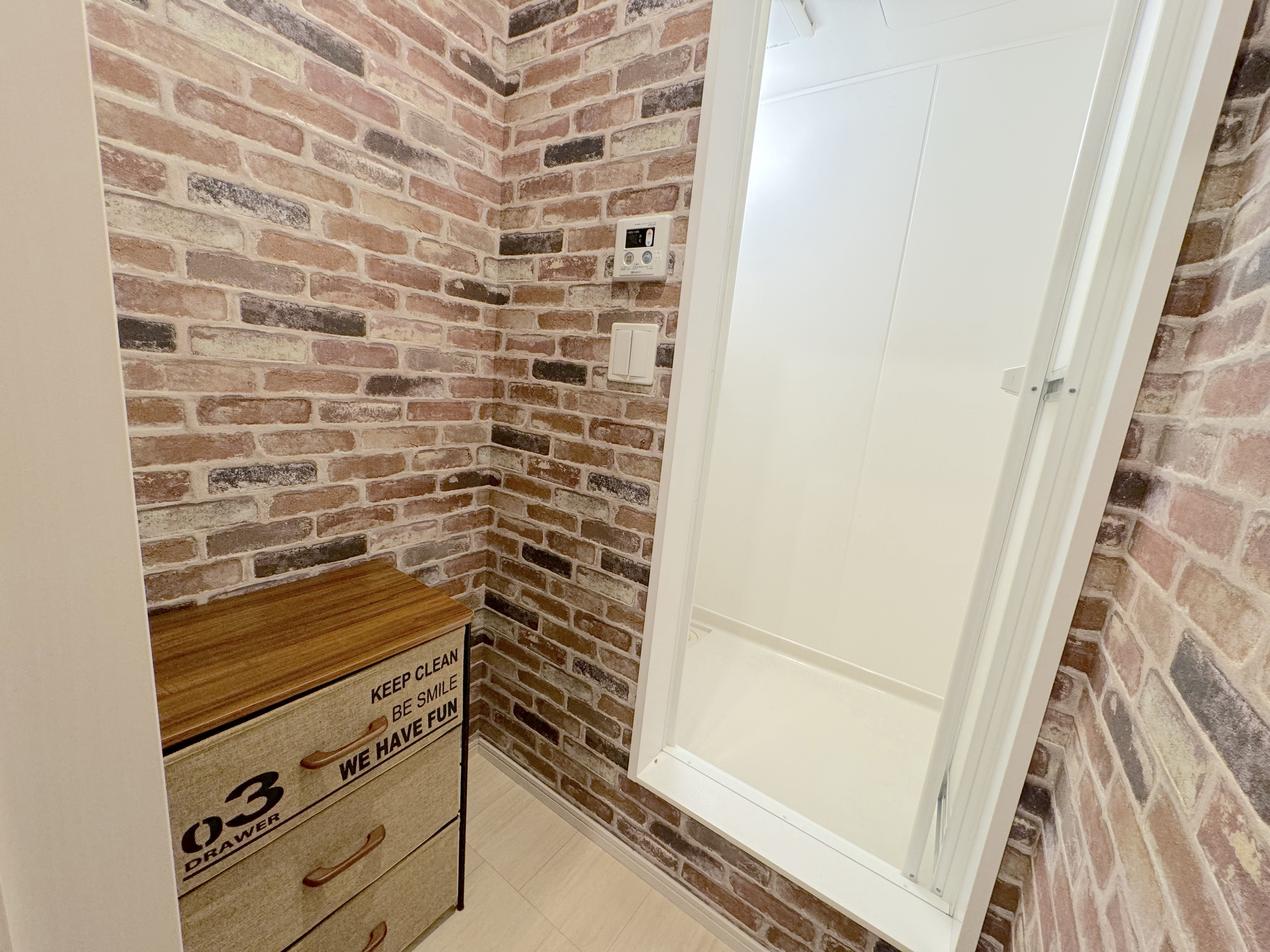 B棟：シャワールーム