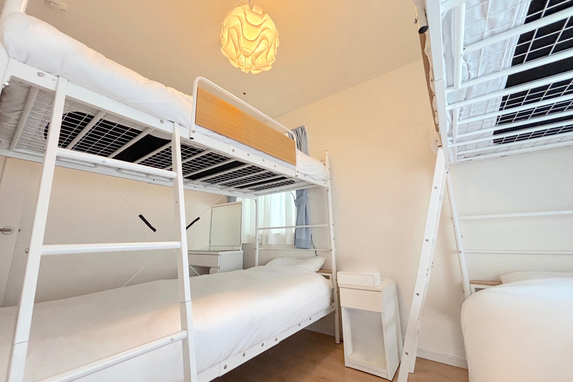 A棟：ベッドルーム