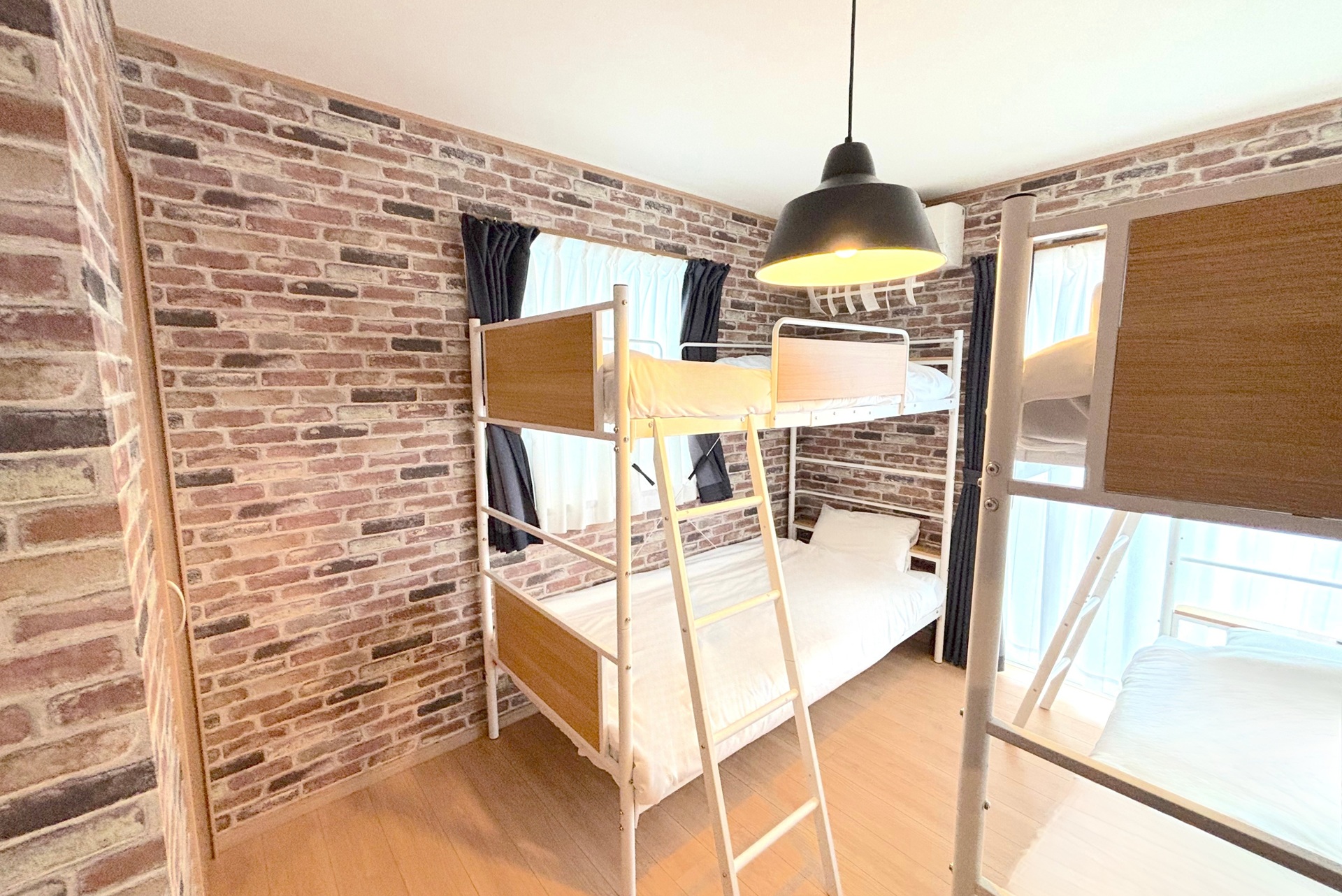 D棟：ベッドルーム