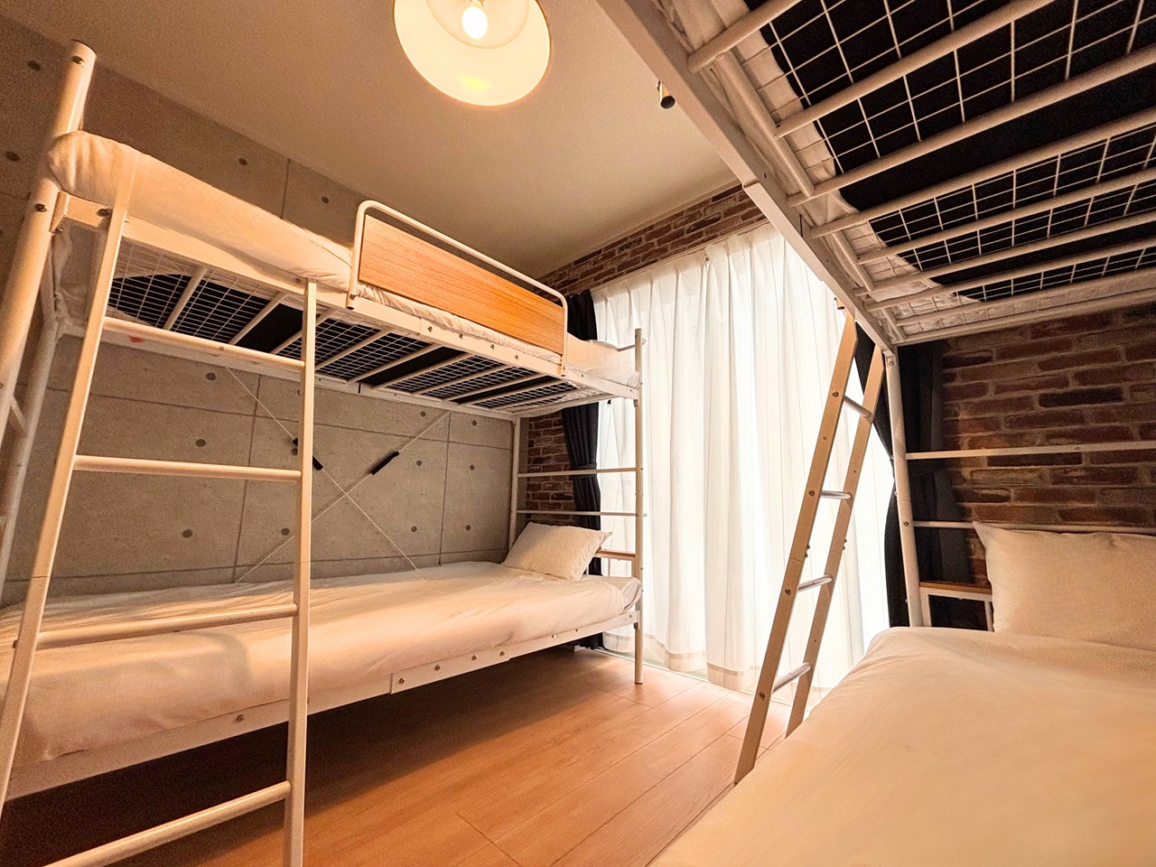 B棟：ベッドルーム